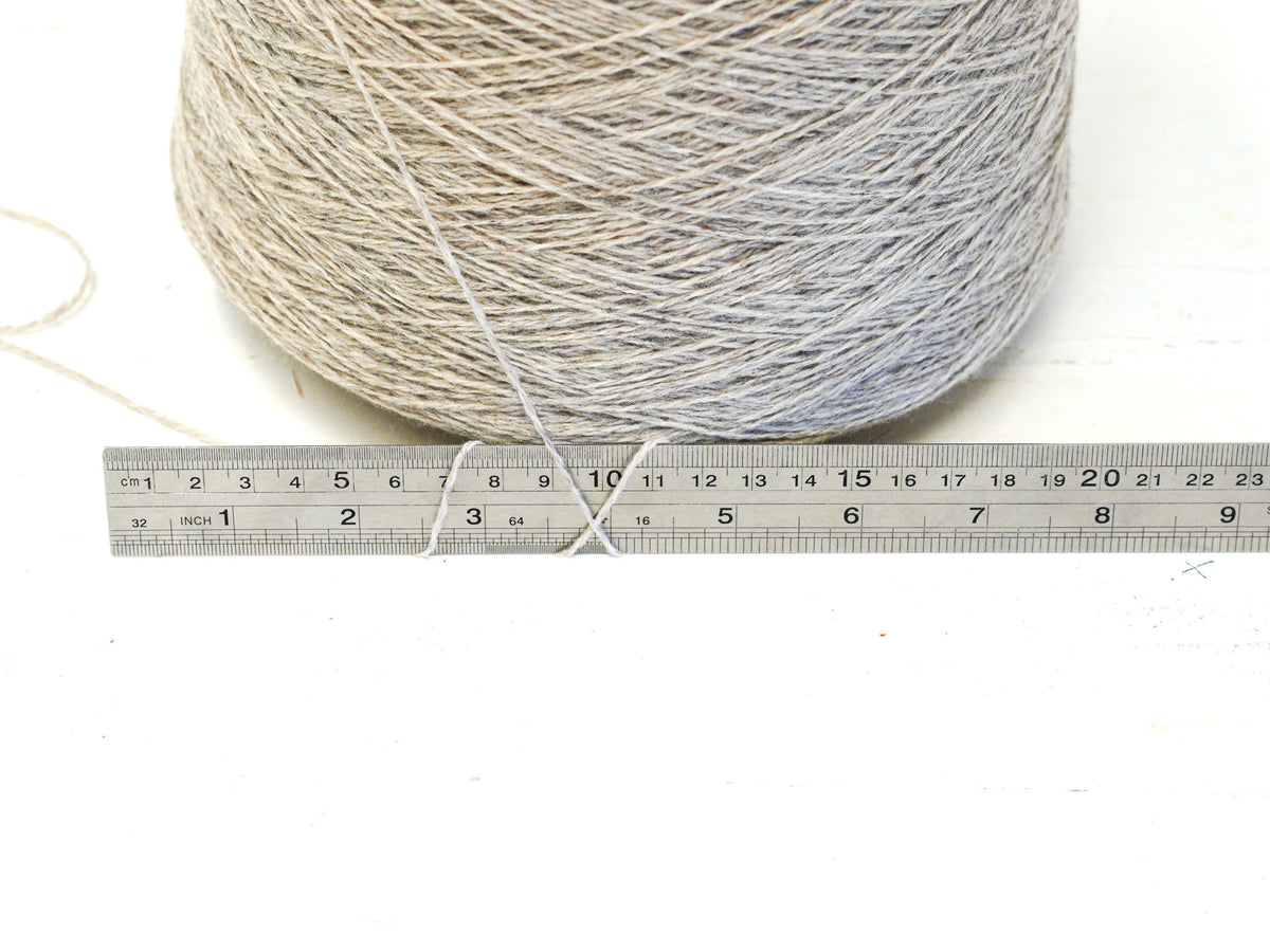 Natural Oatmeal - undyed - soft merino wool in cone - 900g/31,7oz