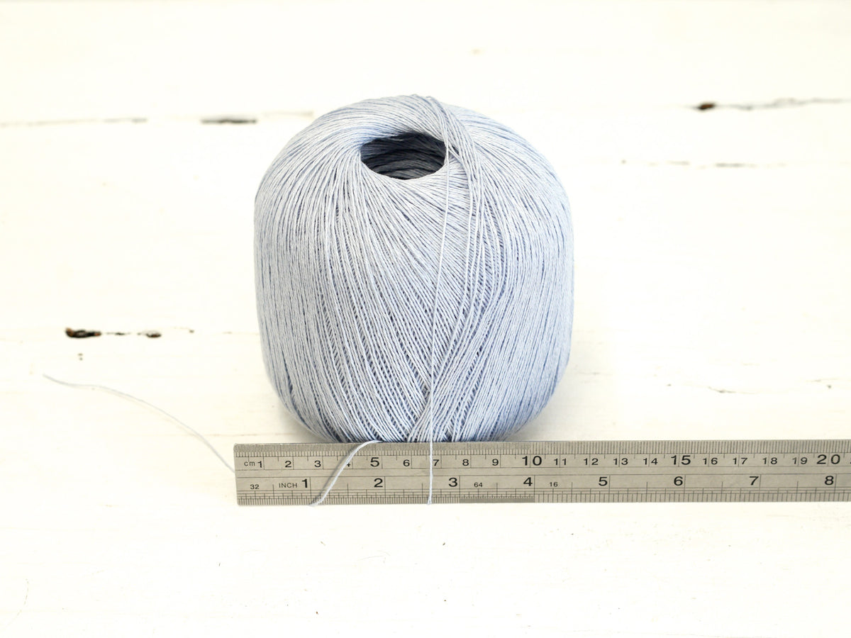 100% linen yarn in Silver Cloud Blue color - 100g/600m