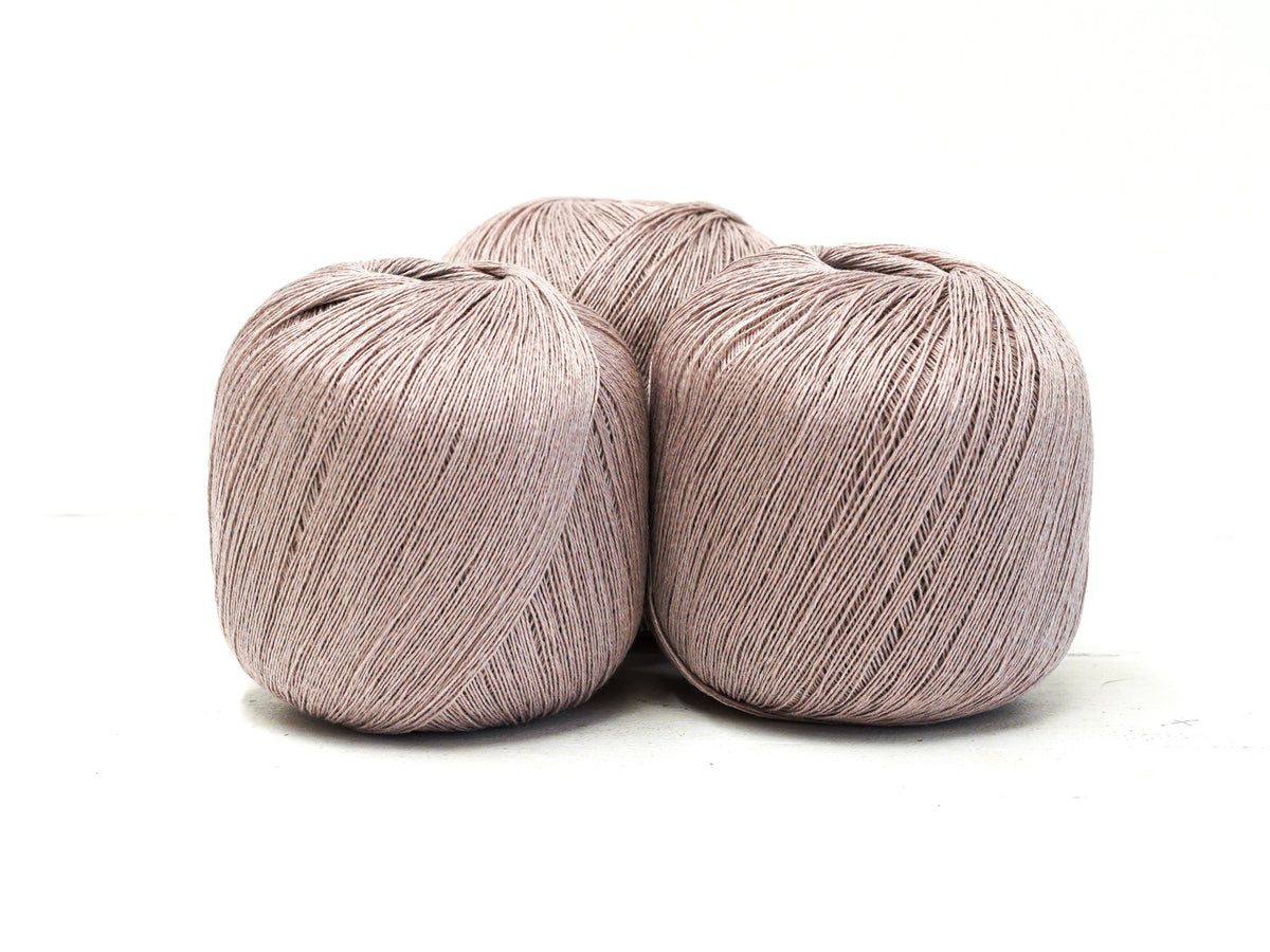 Ash rose 100% Linen Yarn - Lace Weight, 100 g / 600 m