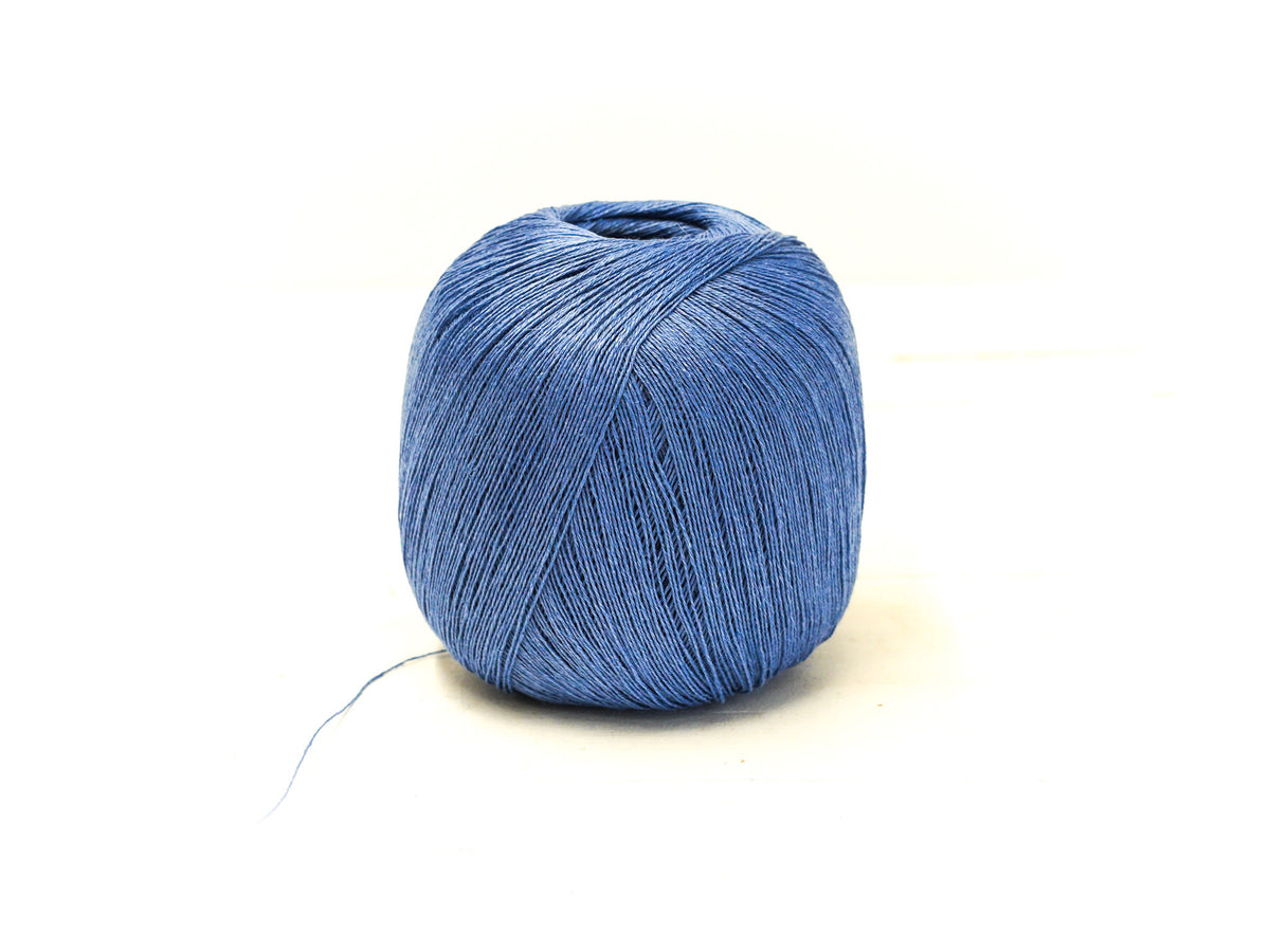 100% linen yarn in steel blue color 100g/600m.