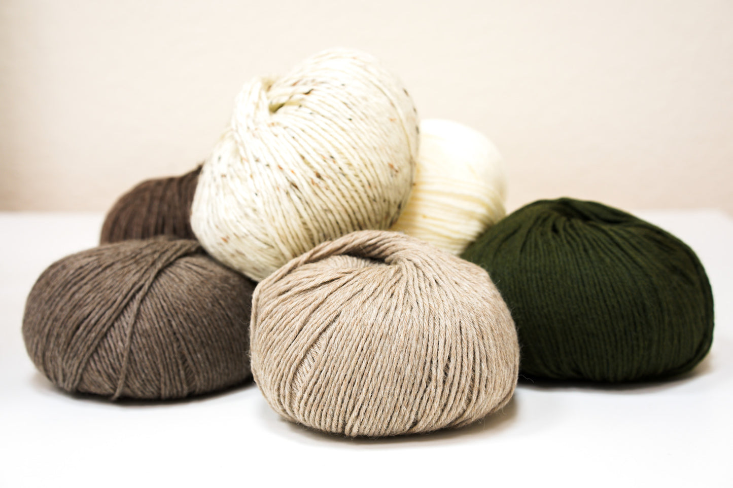 Dark green PRO LANA wool 80%/20 PO blend