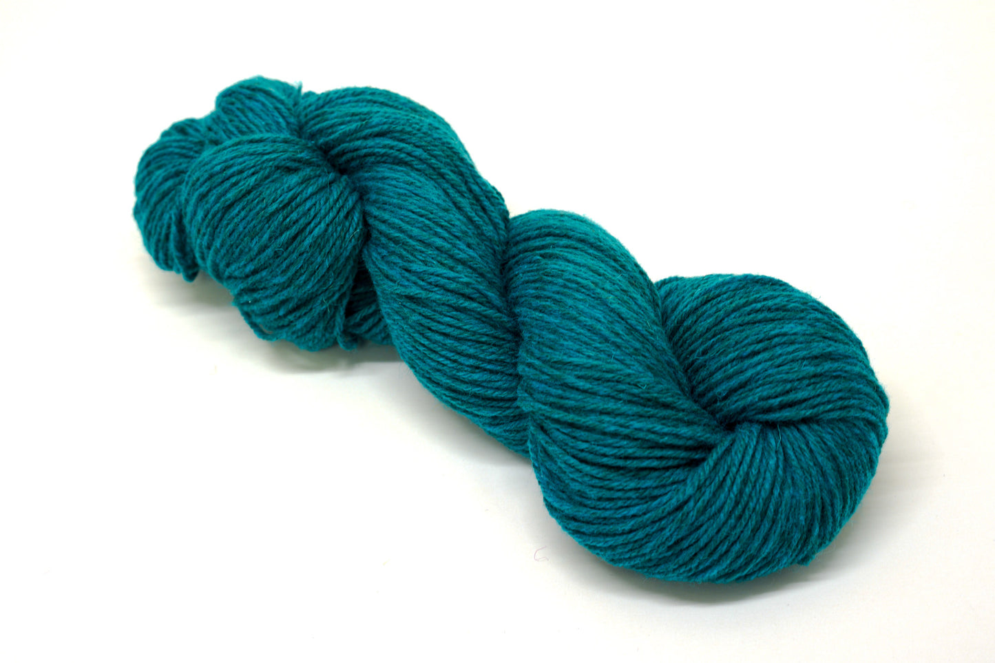 Multi-coloured wool and polyester blend 100g/233m