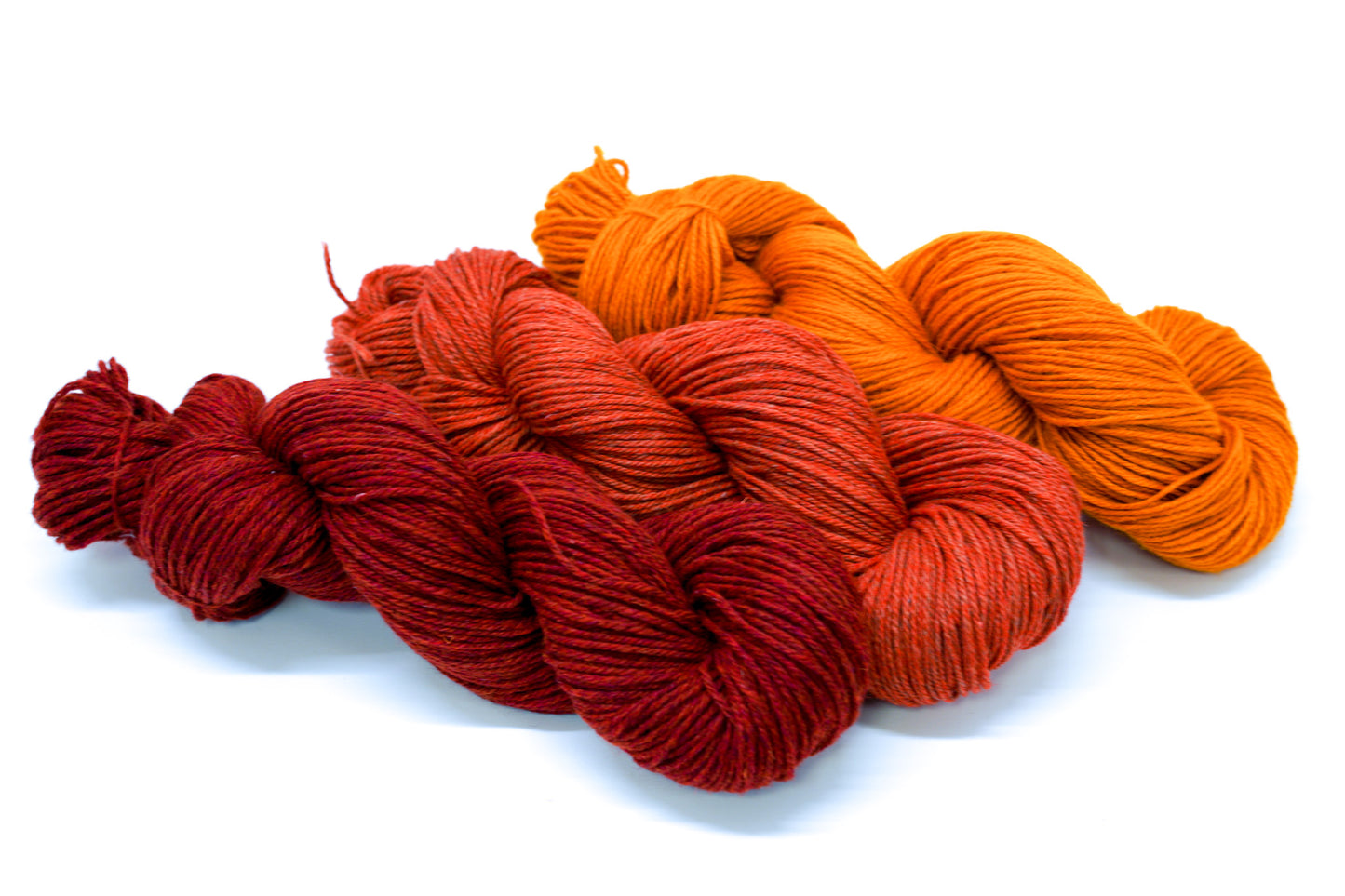 Multi-coloured wool and polyester blend 100g/233m