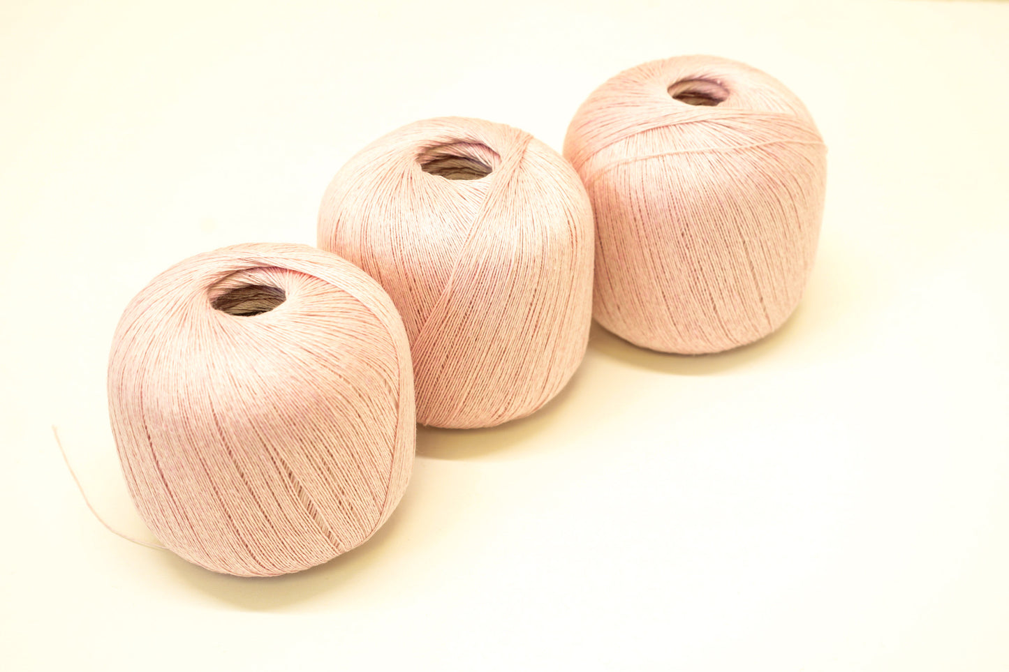 Pearl rose color linen 100g/600m
