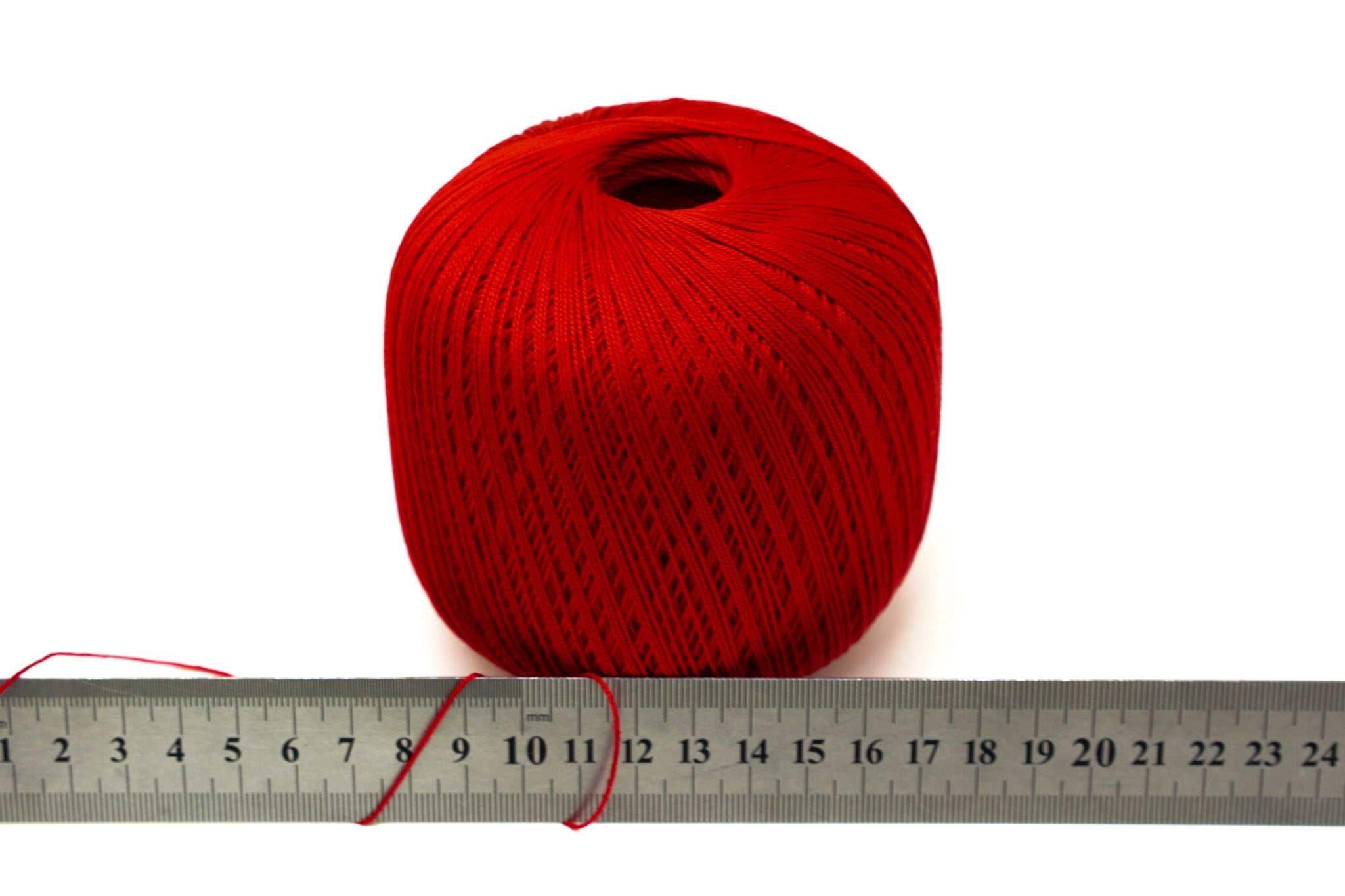 Leuchtend rote merzerisierte Baumwolle 100g/452m