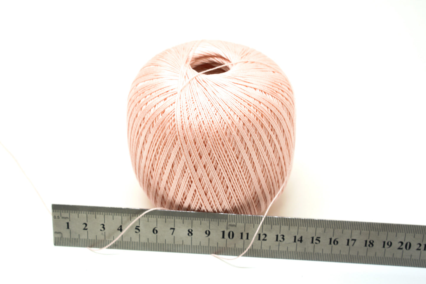 Pearl rose mercerised cotton 100g/452m