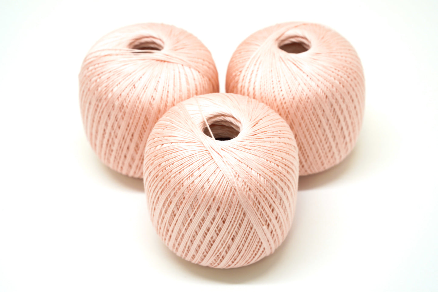 Pearl rose mercerised cotton 100g/452m