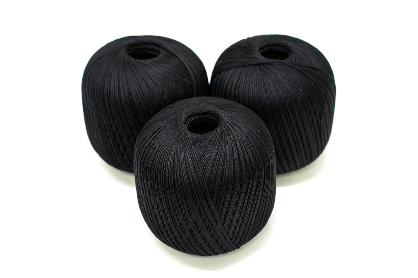 Shiny black mercerised cotton 100g/452m