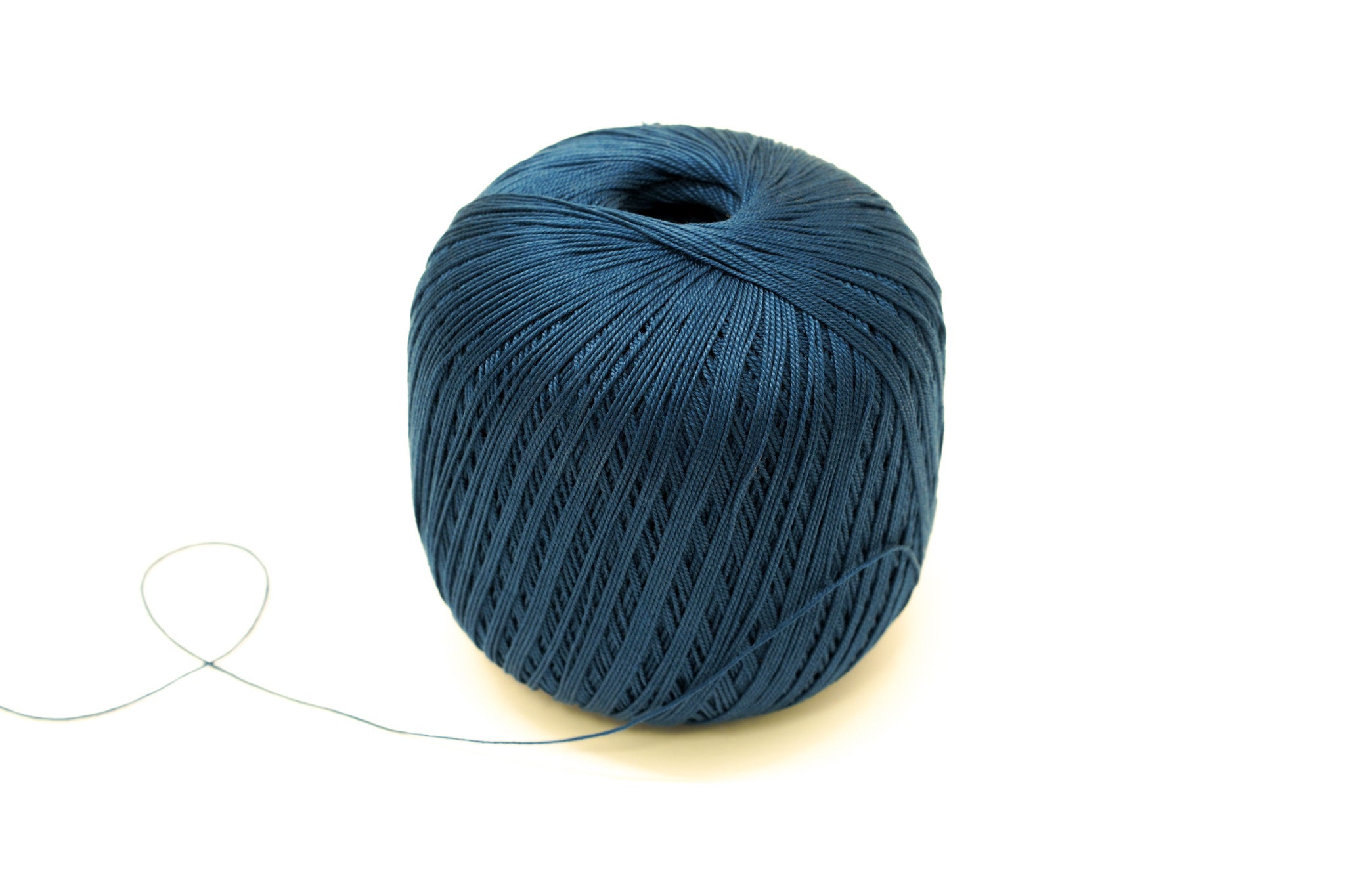 Tintenblaue merzerisierte Baumwolle 100g/452m
