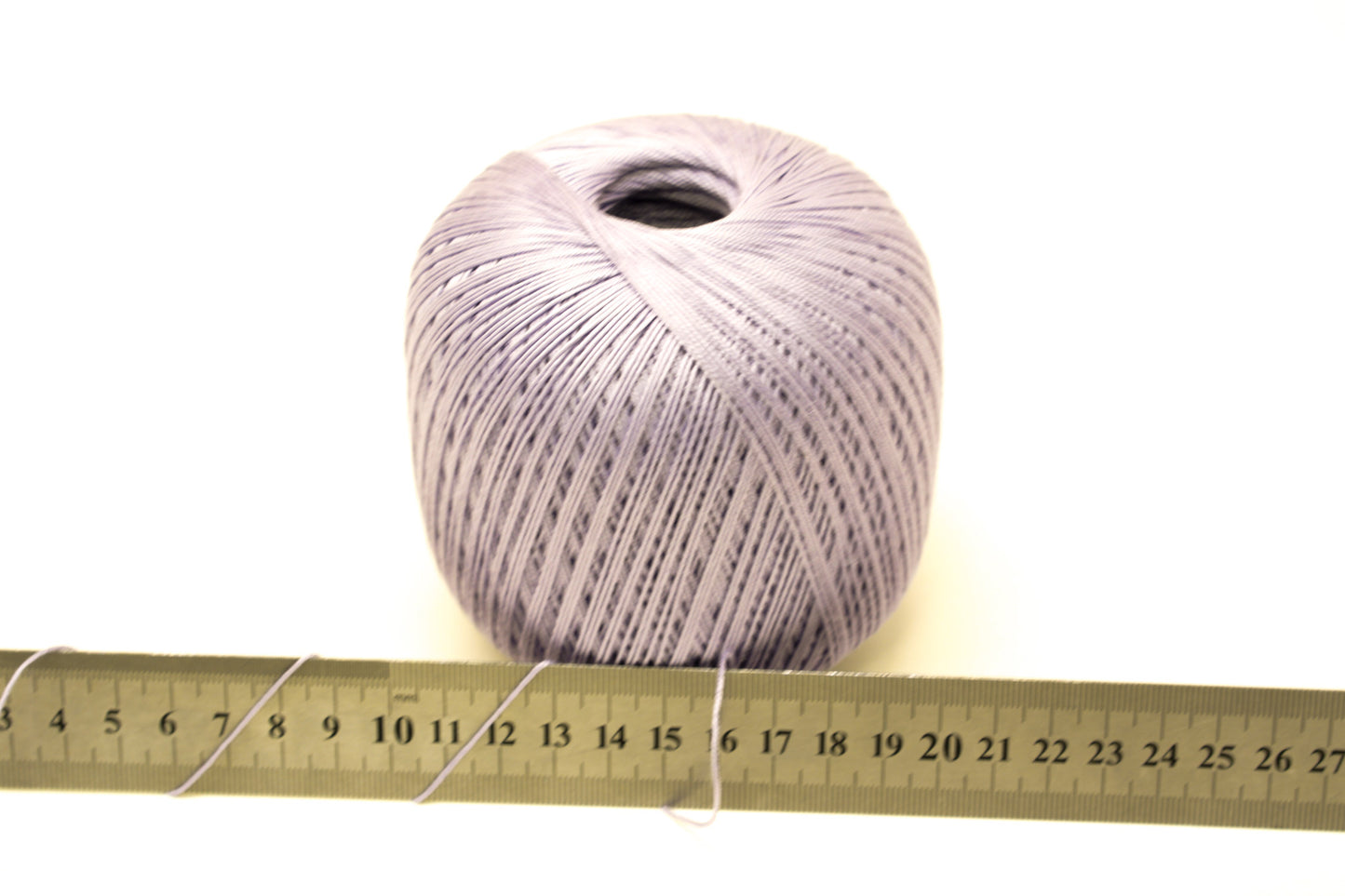 Lilac mercerised cotton 100g/452m