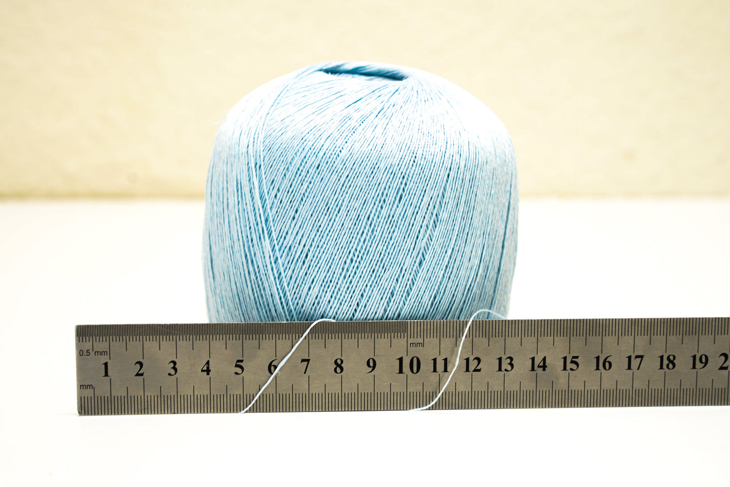 100% linen yarn in sky blue color