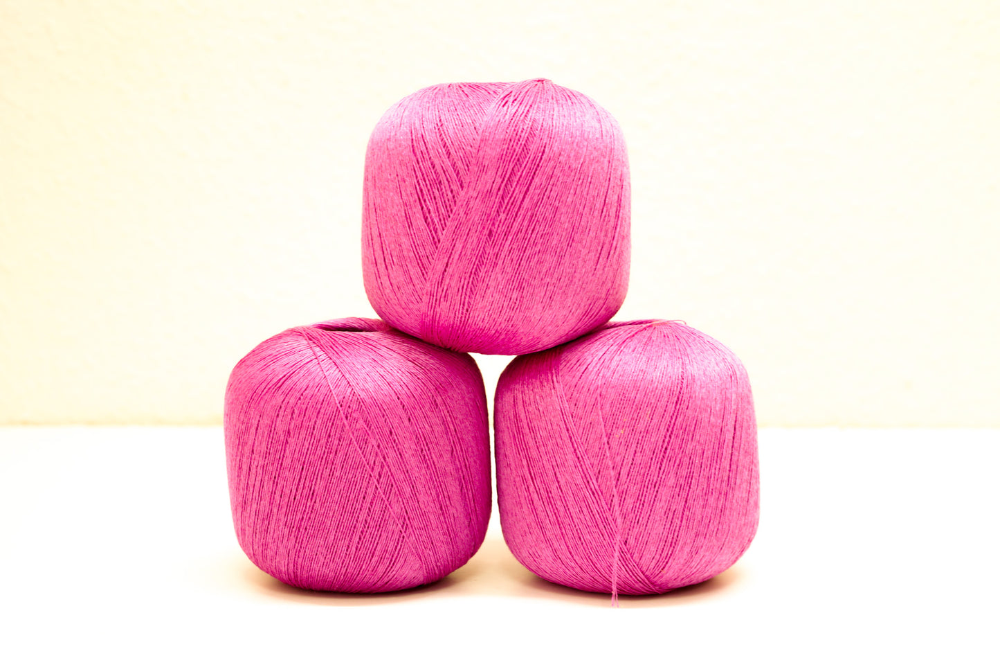 100% linen yarn in pink color
