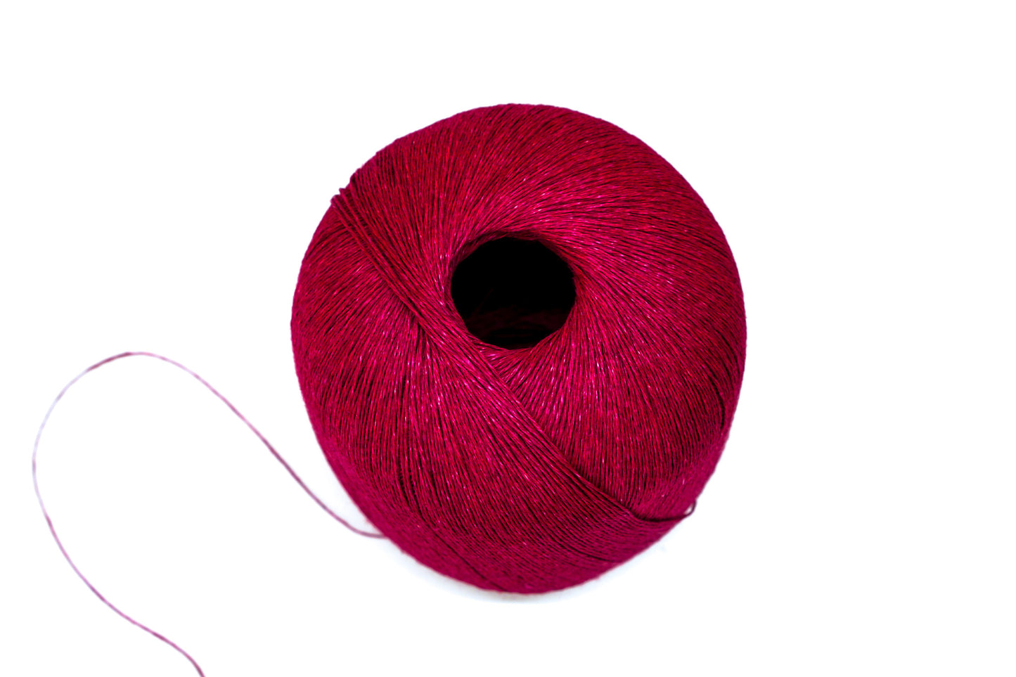 100% linen yarn in red melange color