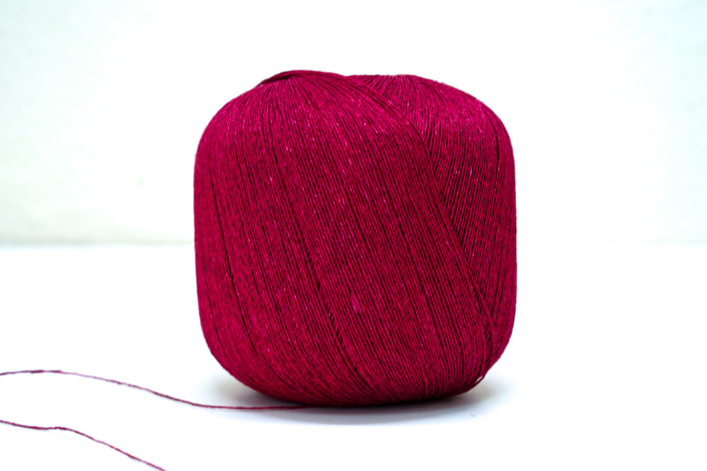 100% linen yarn in red melange color