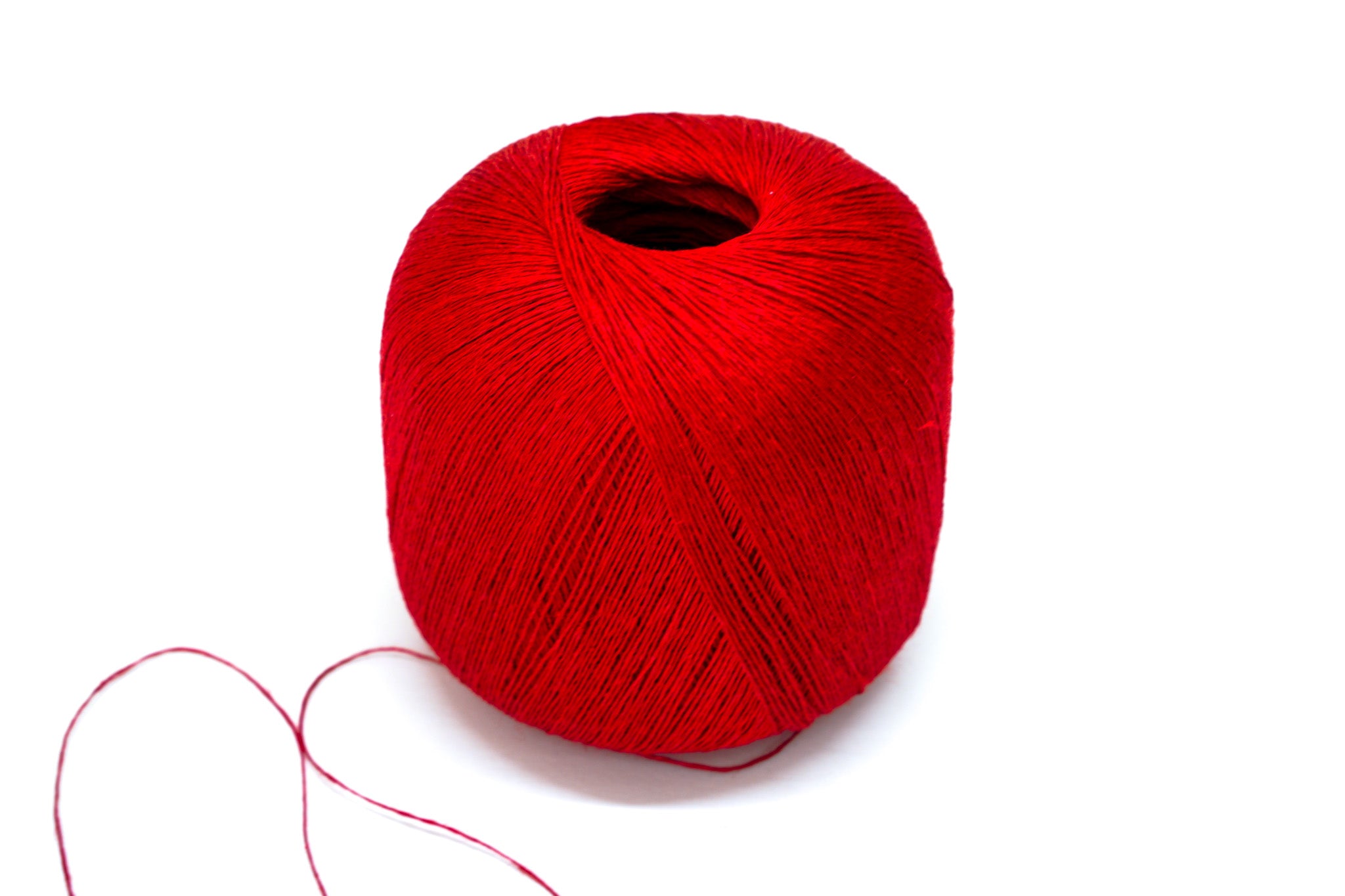 100% linen yarn in bright red color