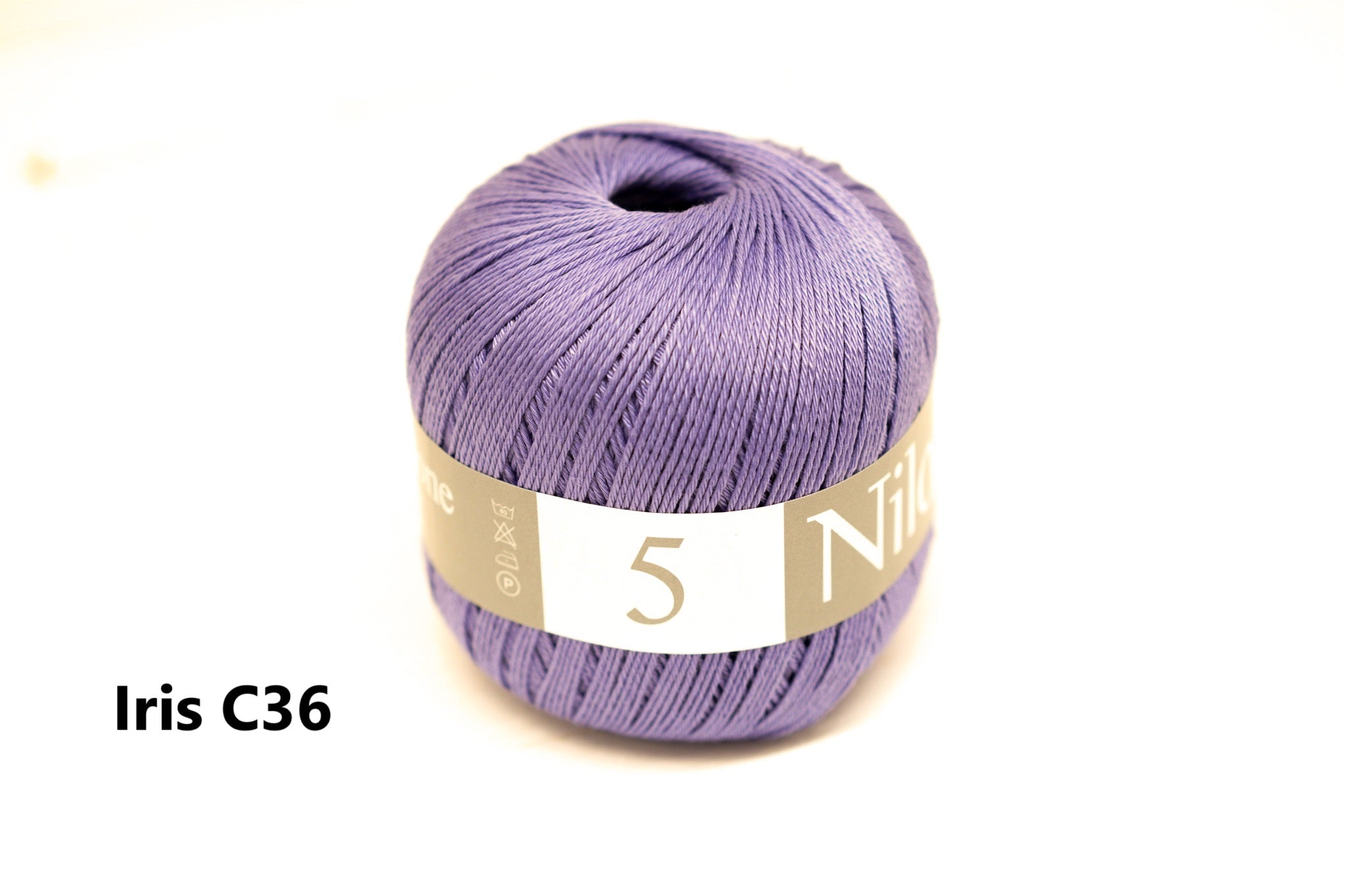 100% mercerised cotton 100g/272m - 46 colors