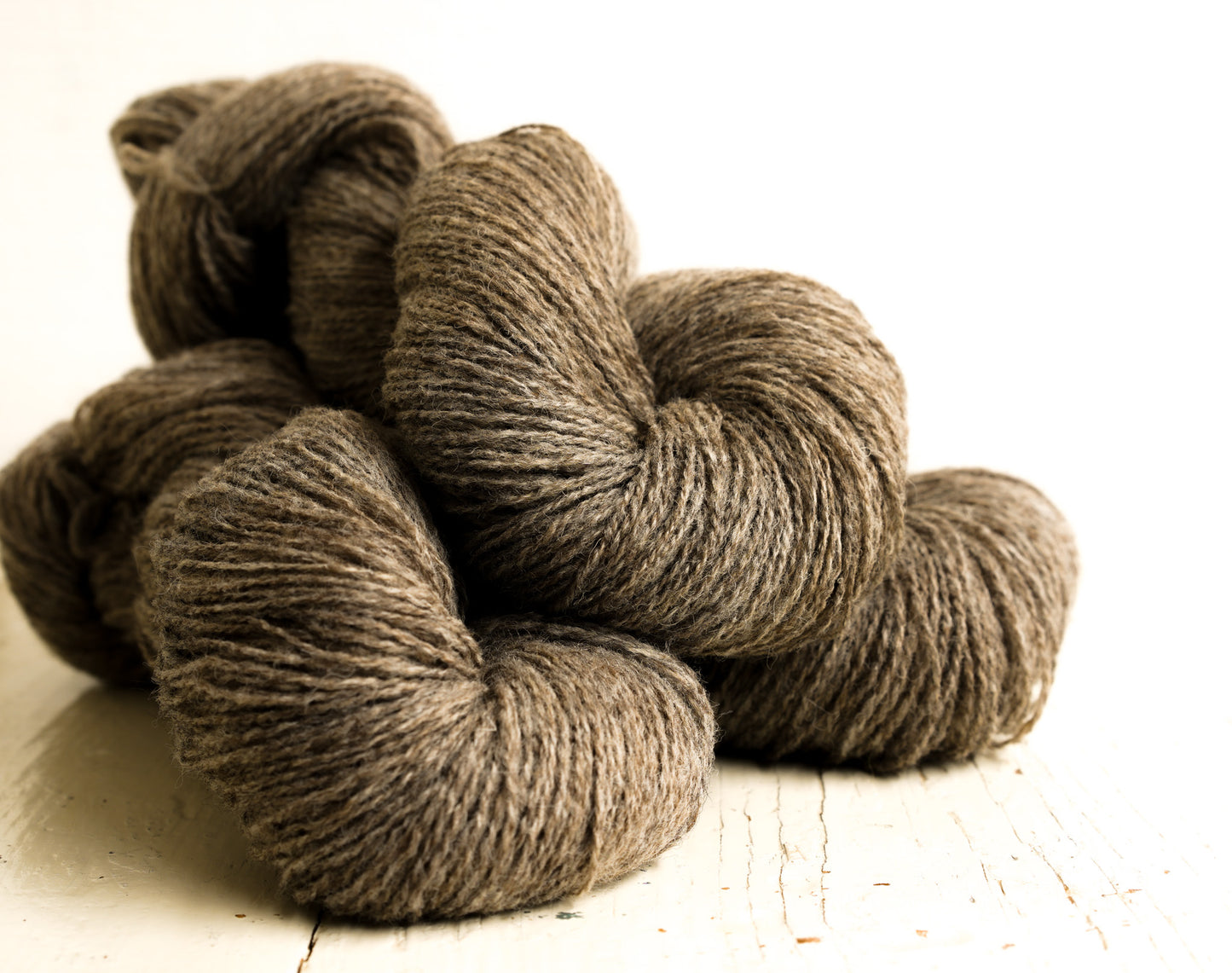 Grey-brown undyed New Zealand wool - 266 color