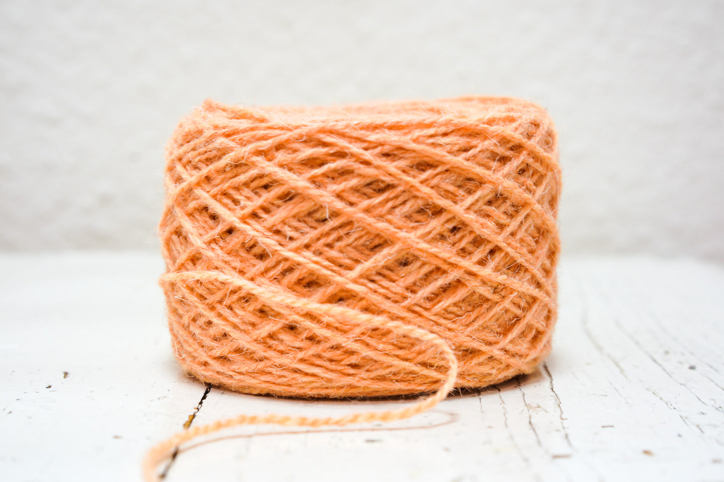 Salmon European rustic wool yarn - 100g/3,5 oz
