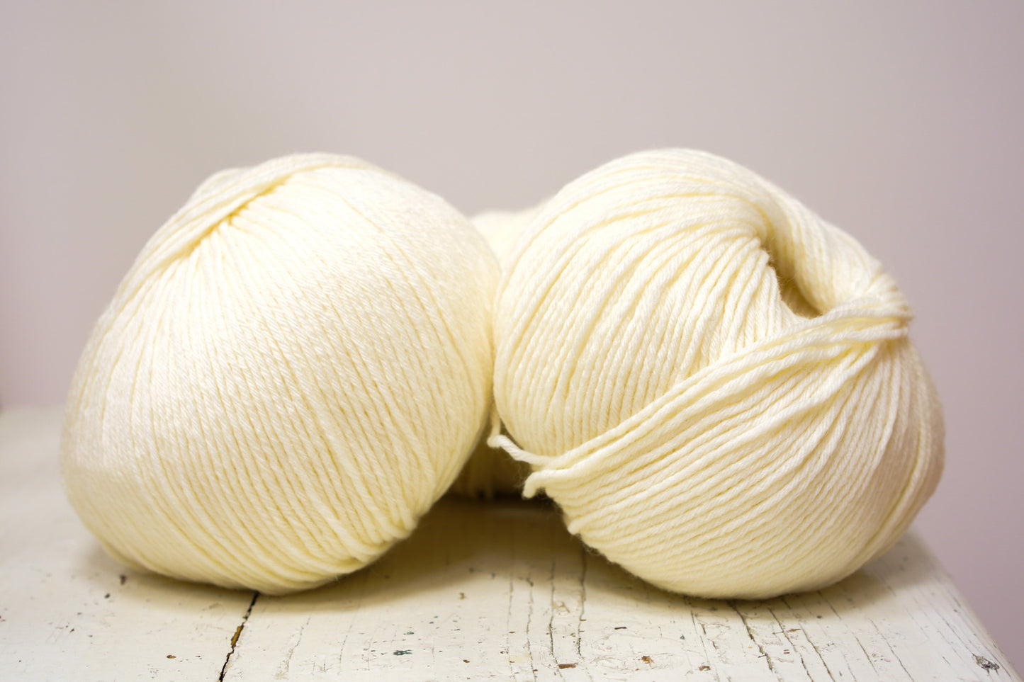 Milk white PRO LANA wool 80%/20 PO blend