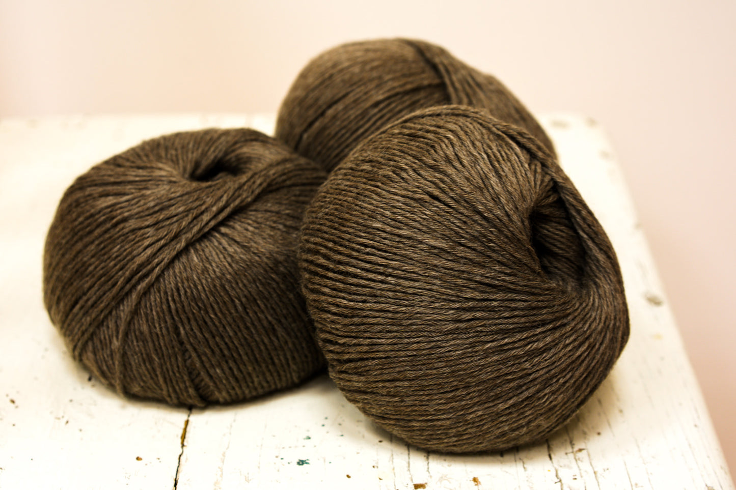 Brown color PRO LANA Trachtenwolle wool