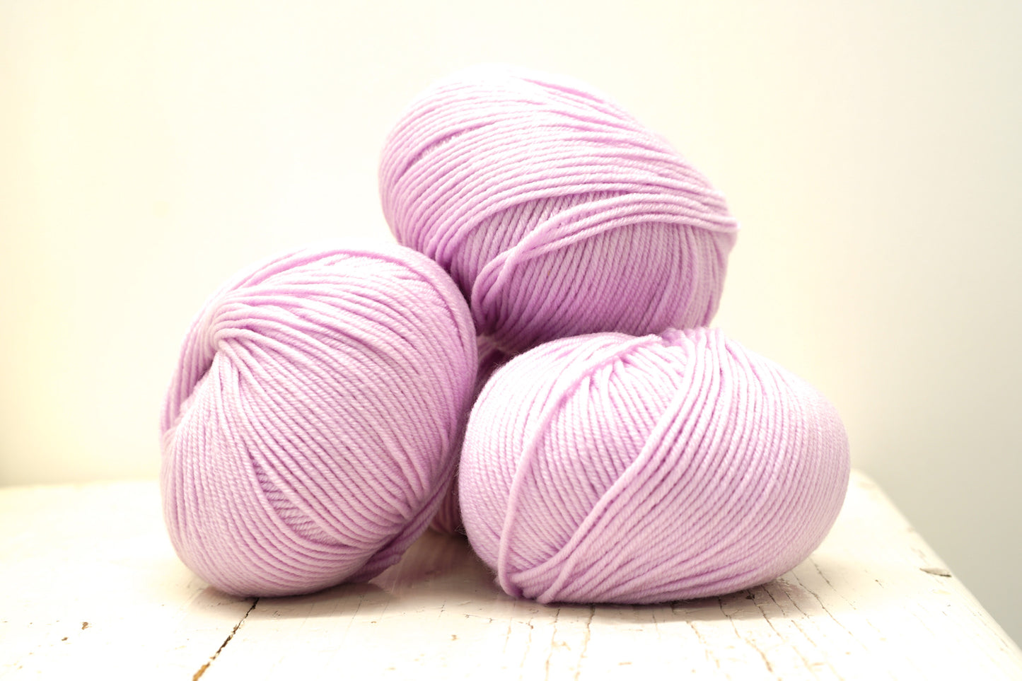 Lavender Rose color PRO LANA Merino Pur 125 wool yarn