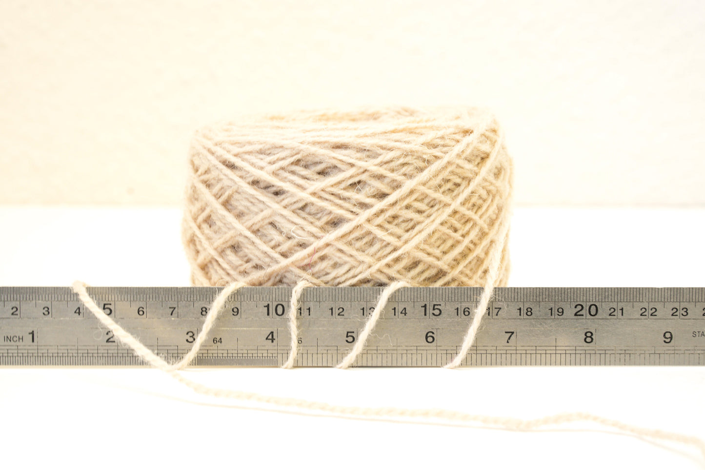 Ivory color European wool yarn - Color 72