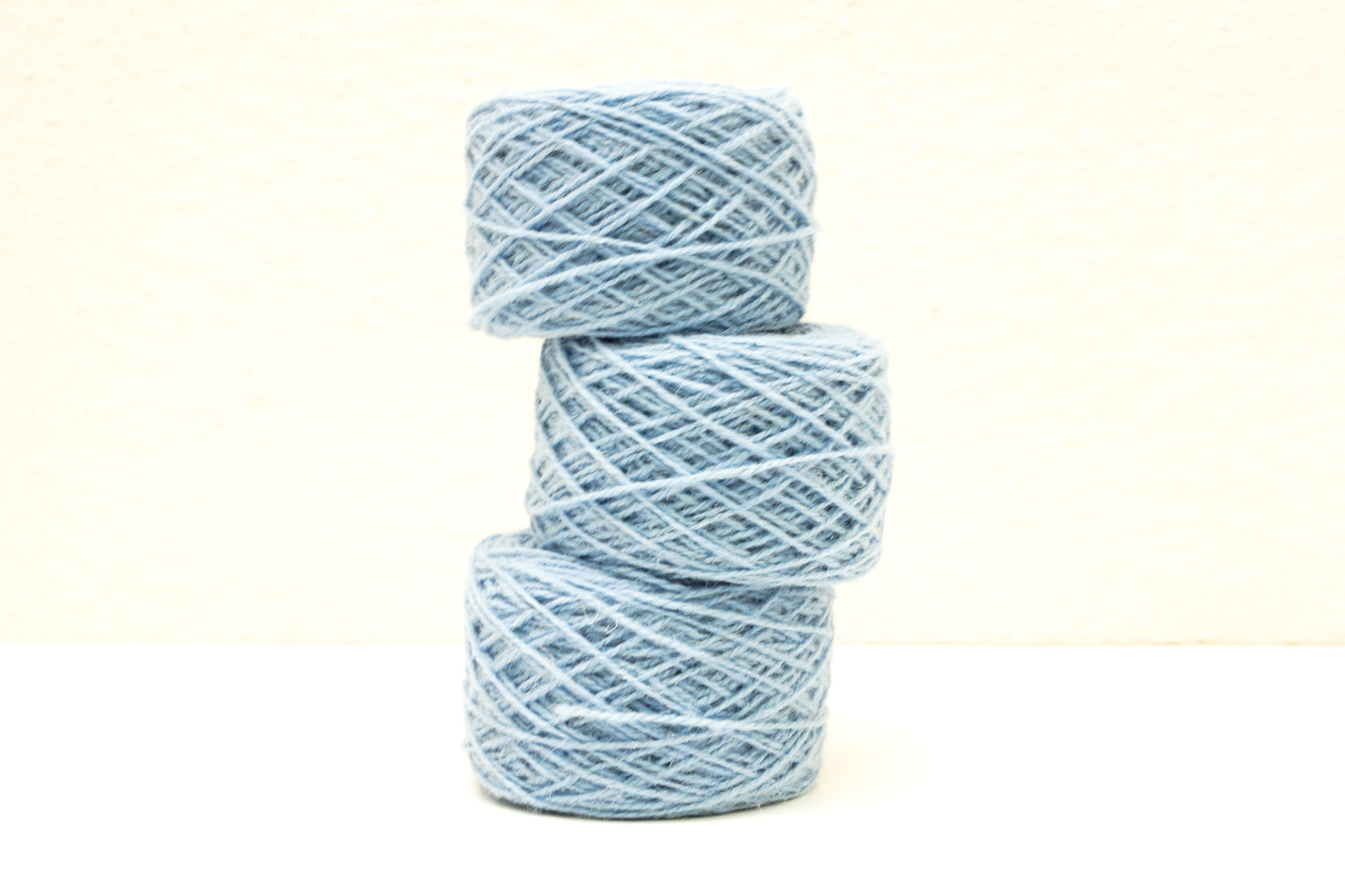 Baby blue rustic wool yarn 100g/3,5 oz.