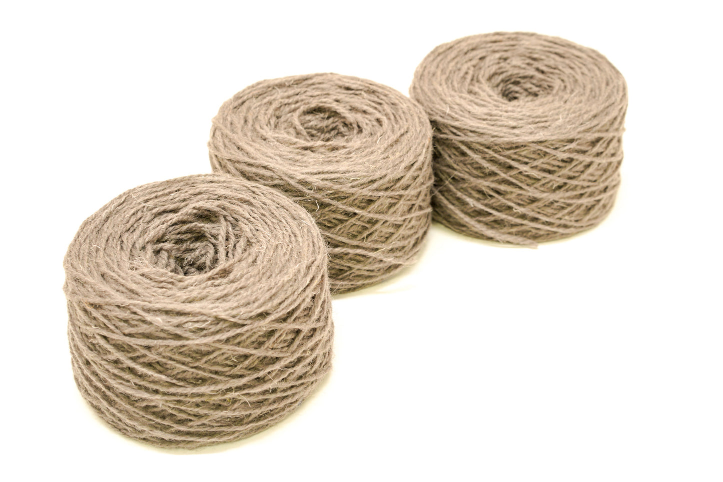Smokey taupe European wool yarn - 100g/3,5 oz. - color 264