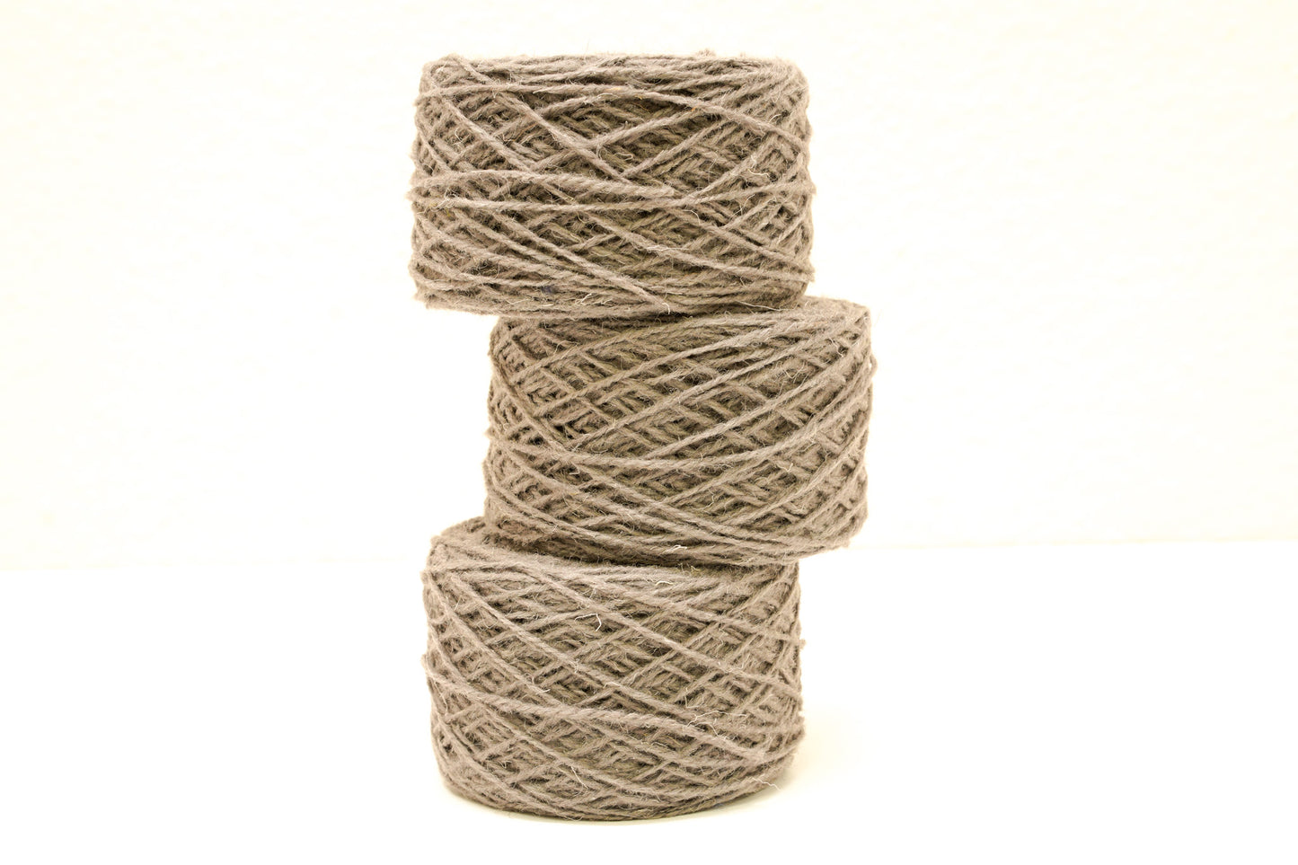 Smokey taupe European wool yarn - 100g/3,5 oz. - color 264