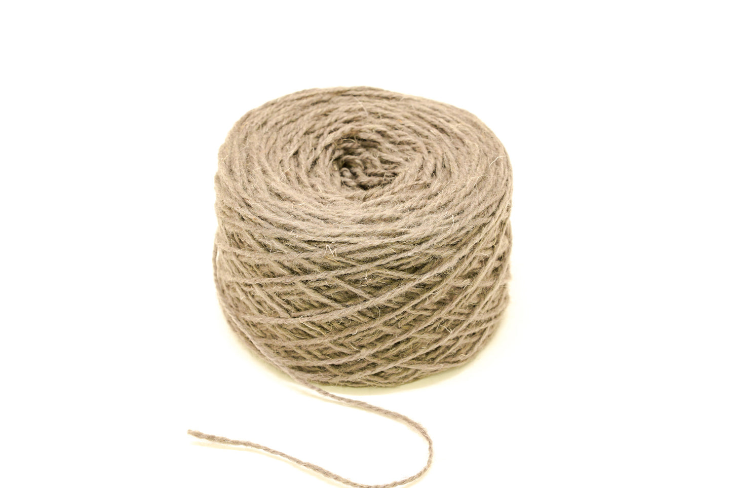 Smokey taupe European wool yarn - 100g/3,5 oz. - color 264