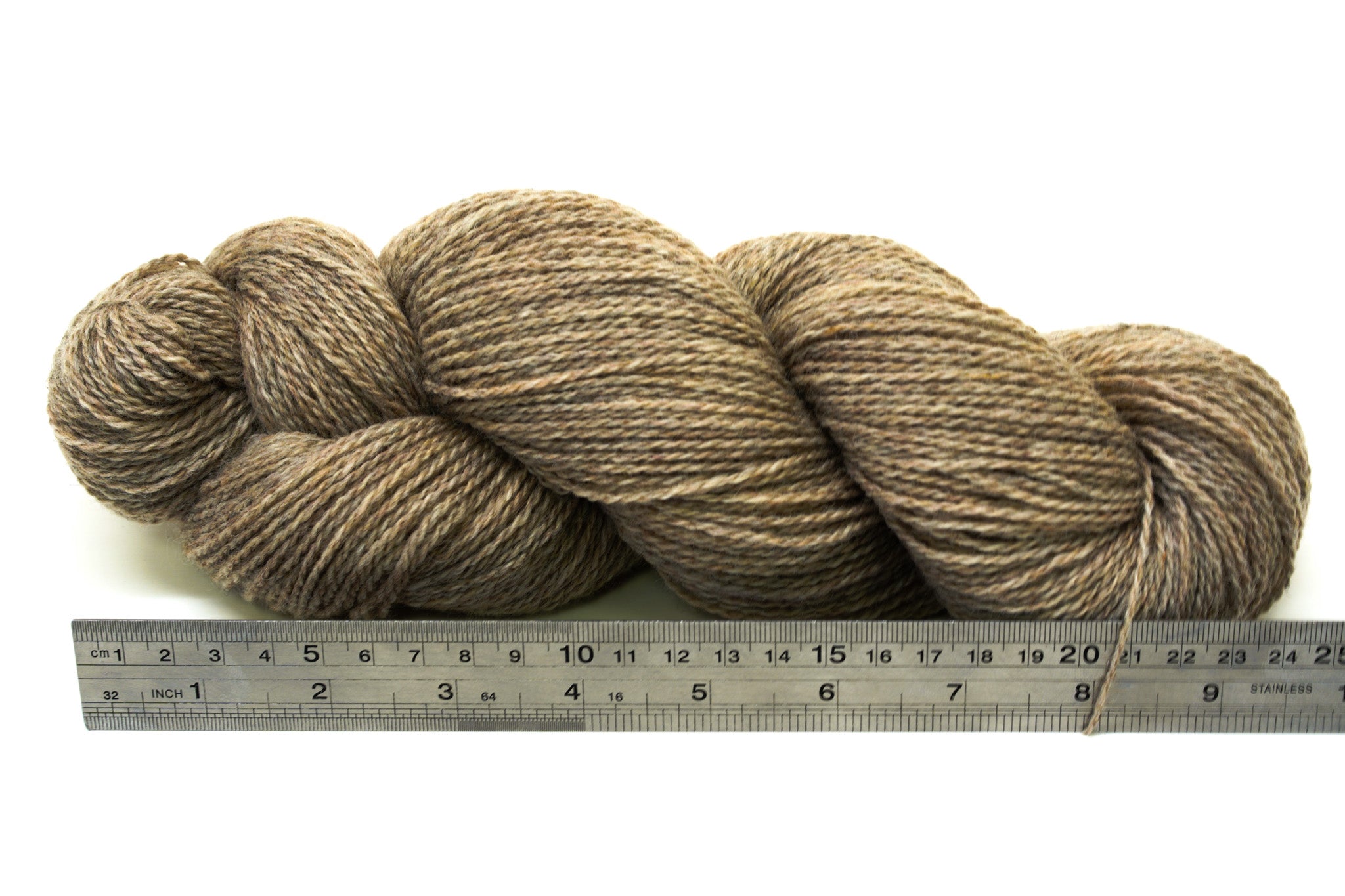 Grey-brown undyed New Zealand fingering wool - 100g./3,50 oz. - 265