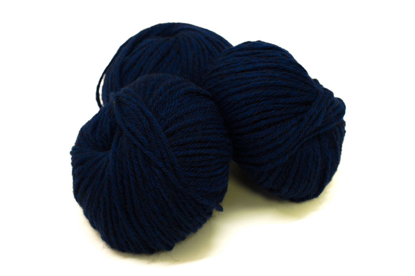 Dark blue alpaca wool yarn blend