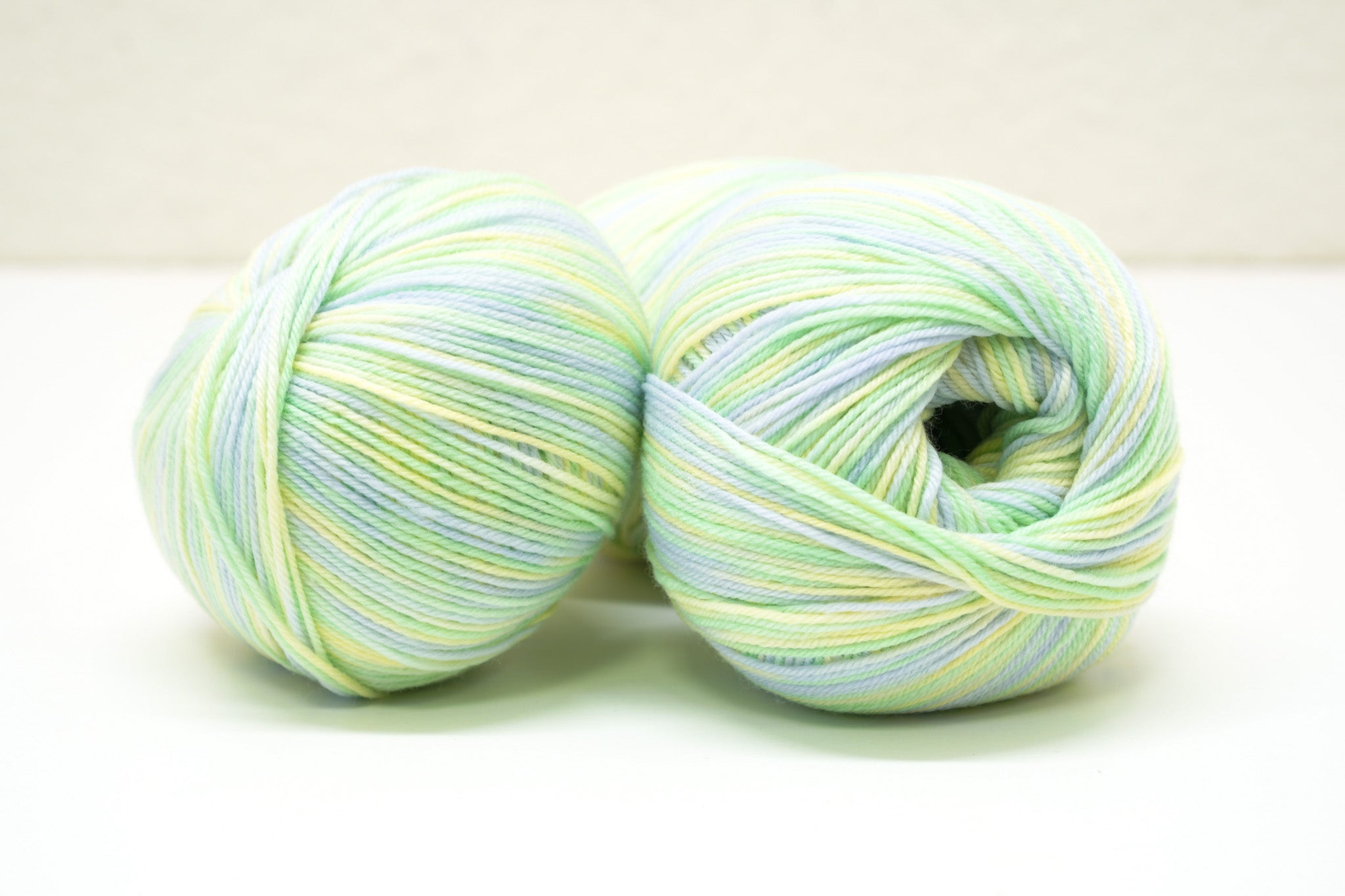 Soft green Baby Supremo 50g./200m. - Luxury thread