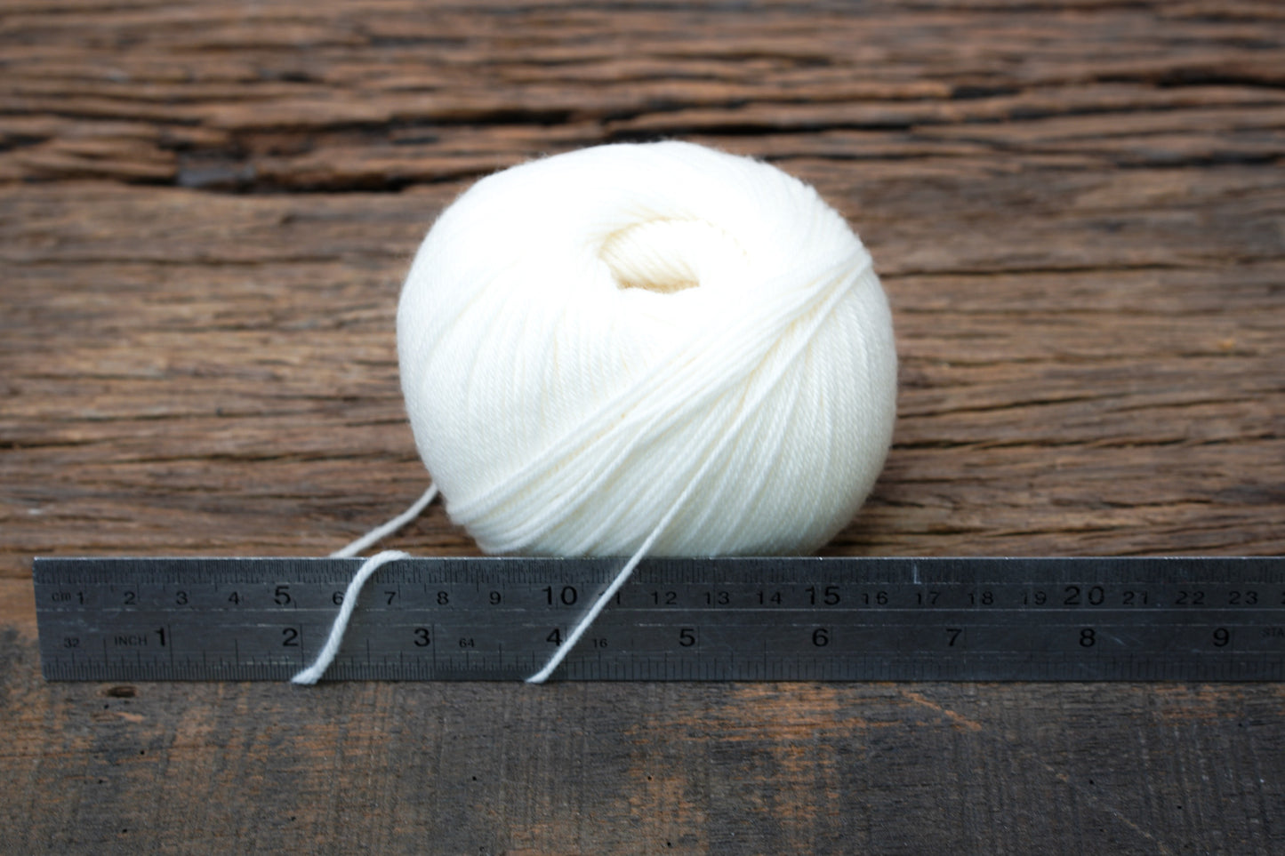 White virgin merino lace wool | Luxury thread