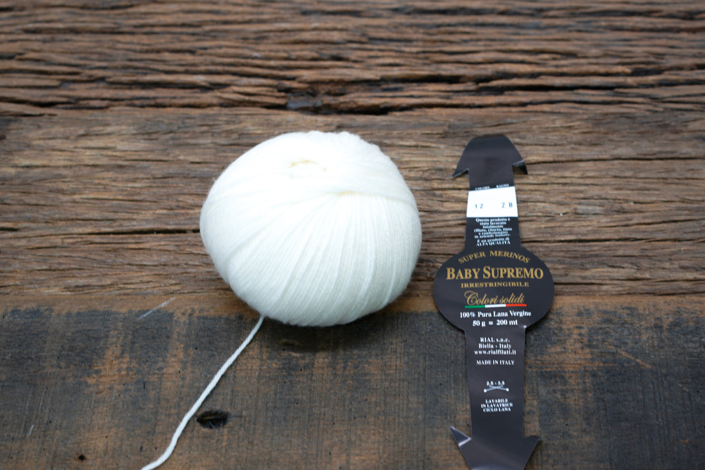 White virgin merino lace wool | Luxury thread