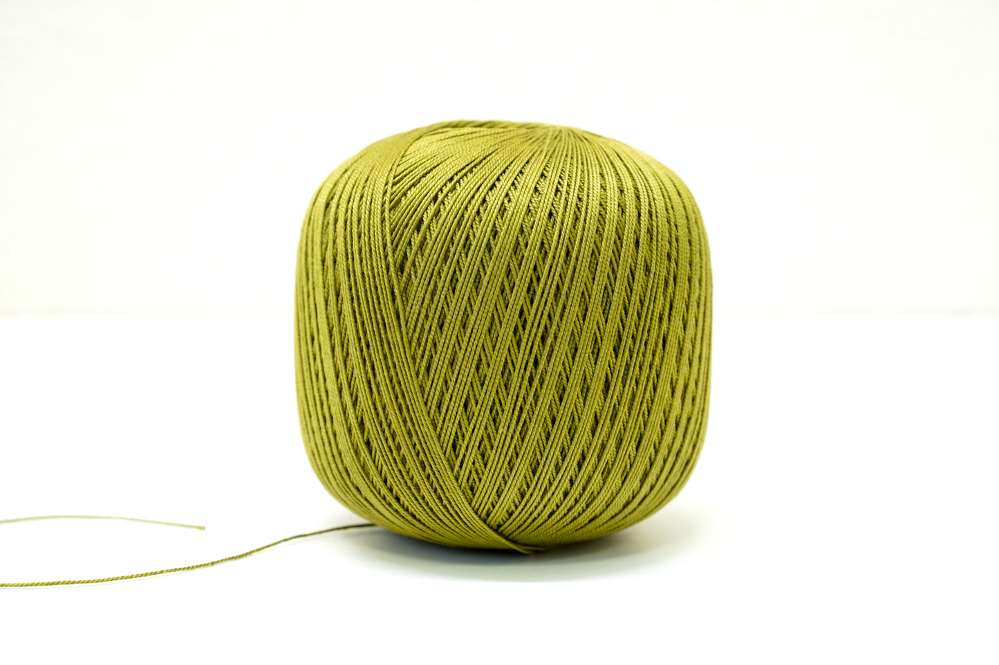 Sheen green color mercerised cotton 100g/452m