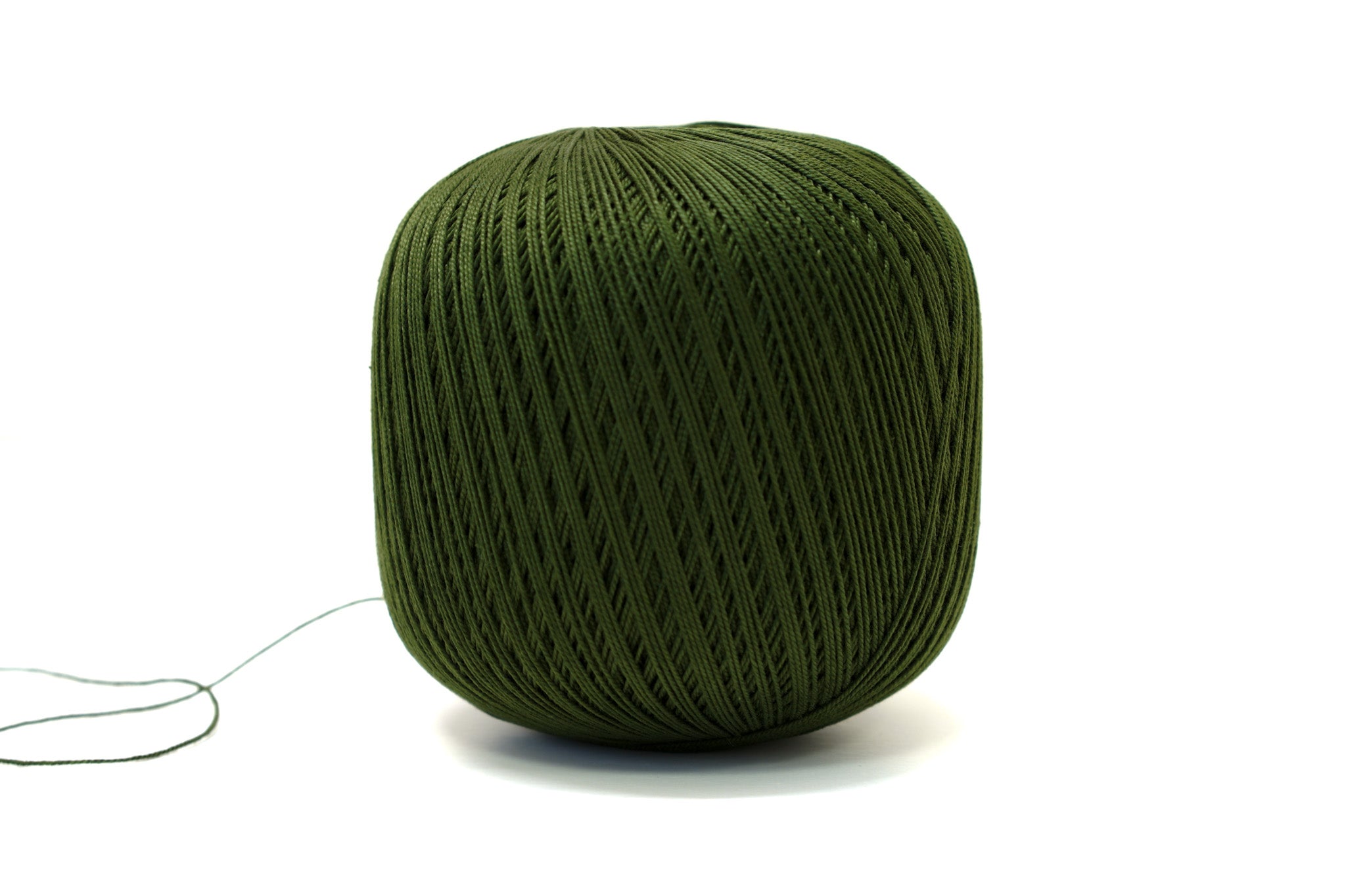 Forest deep green color mercerised cotton 100g/452m