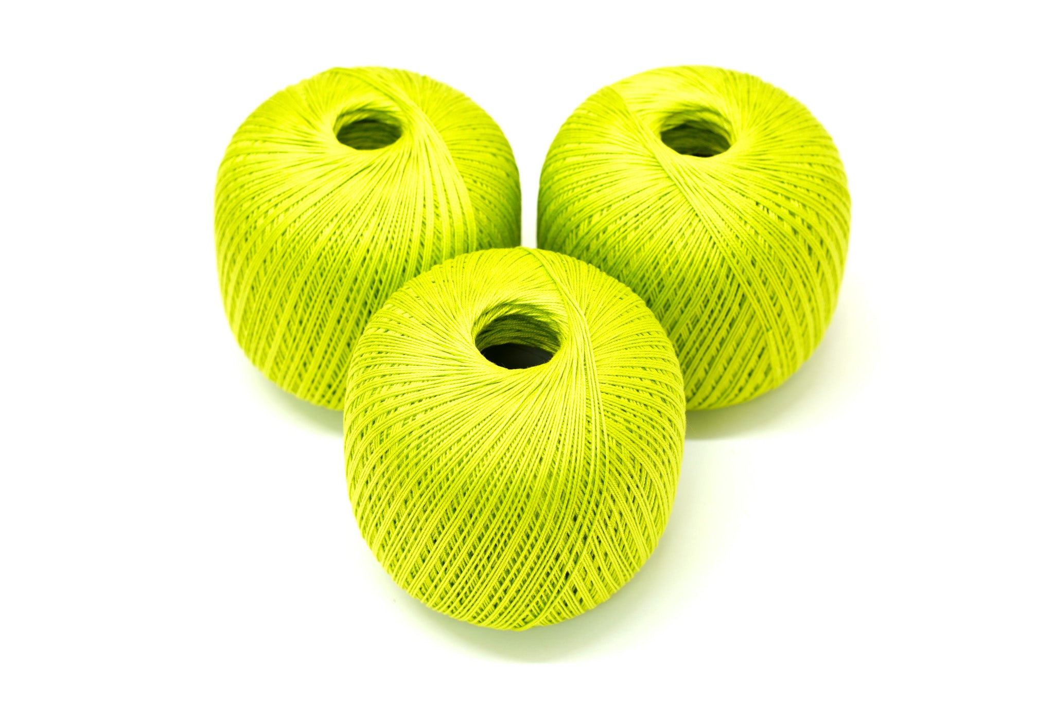 Neon green color mercerised cotton 100g/452m