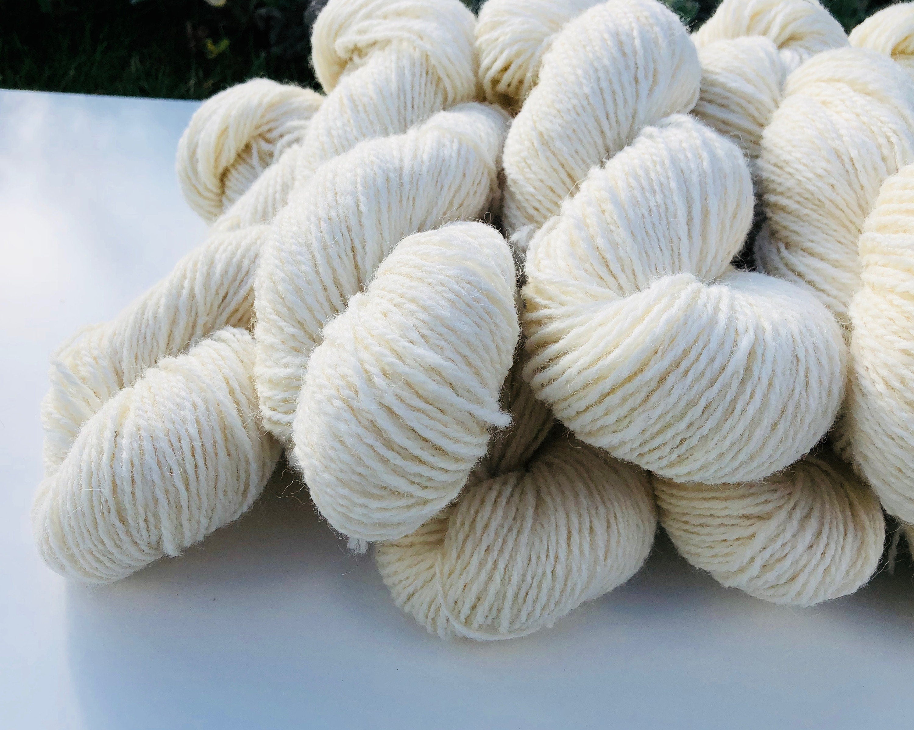 White weaving wool threads | white-weaving-wool-threads