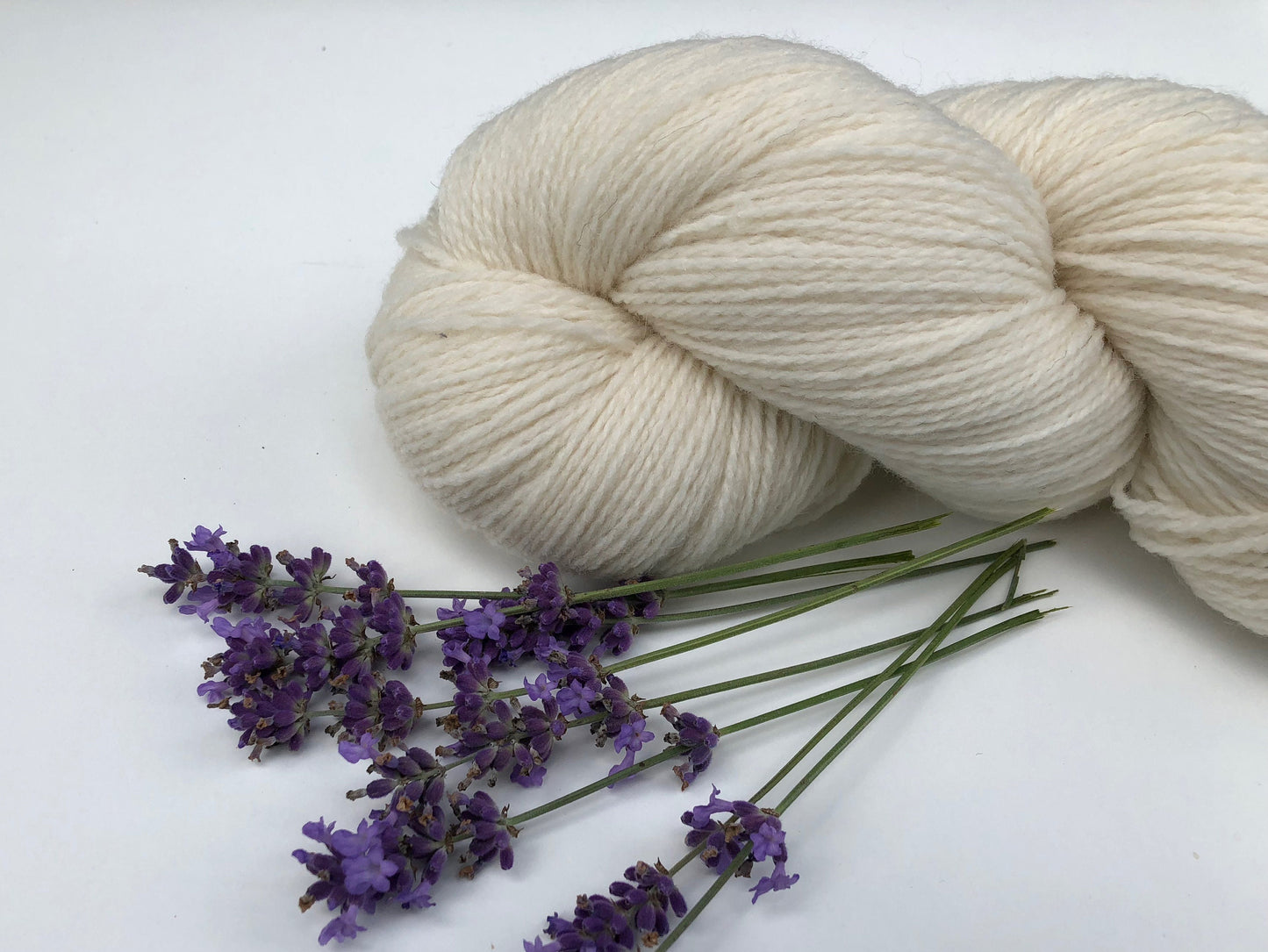 White merino wool lace yarn | white-merino-wool-lace-yarn