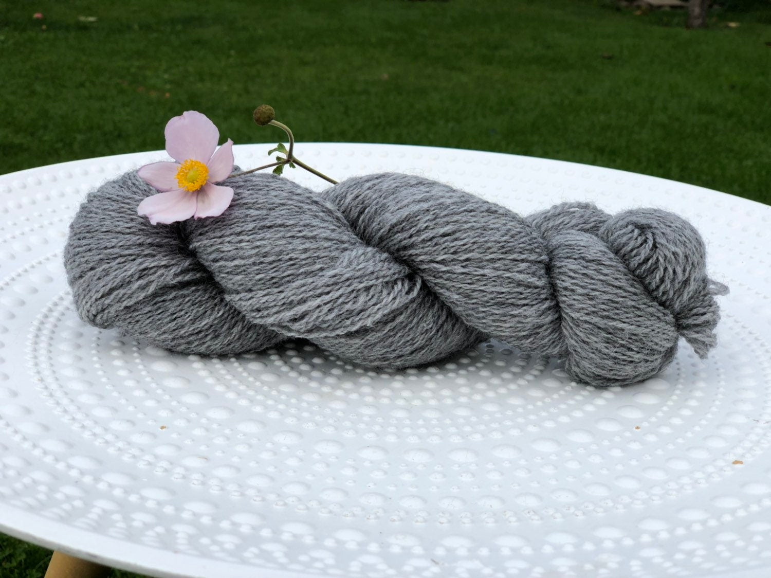 Soft Grey Lace merino wool yarn | soft-grey-lace-merino-wool-yarn