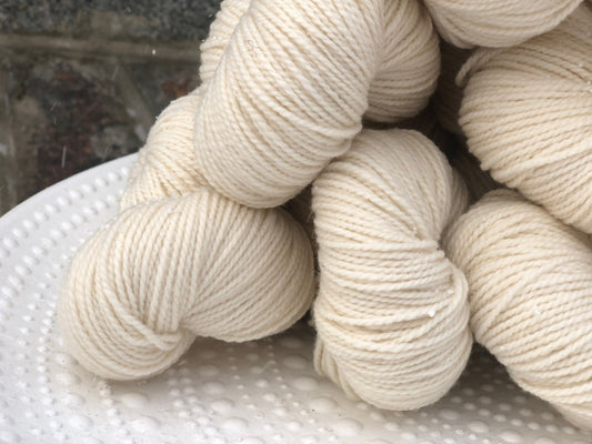 Extra soft White merino wool yarn | extra-soft-white-merino-wool-yarn
