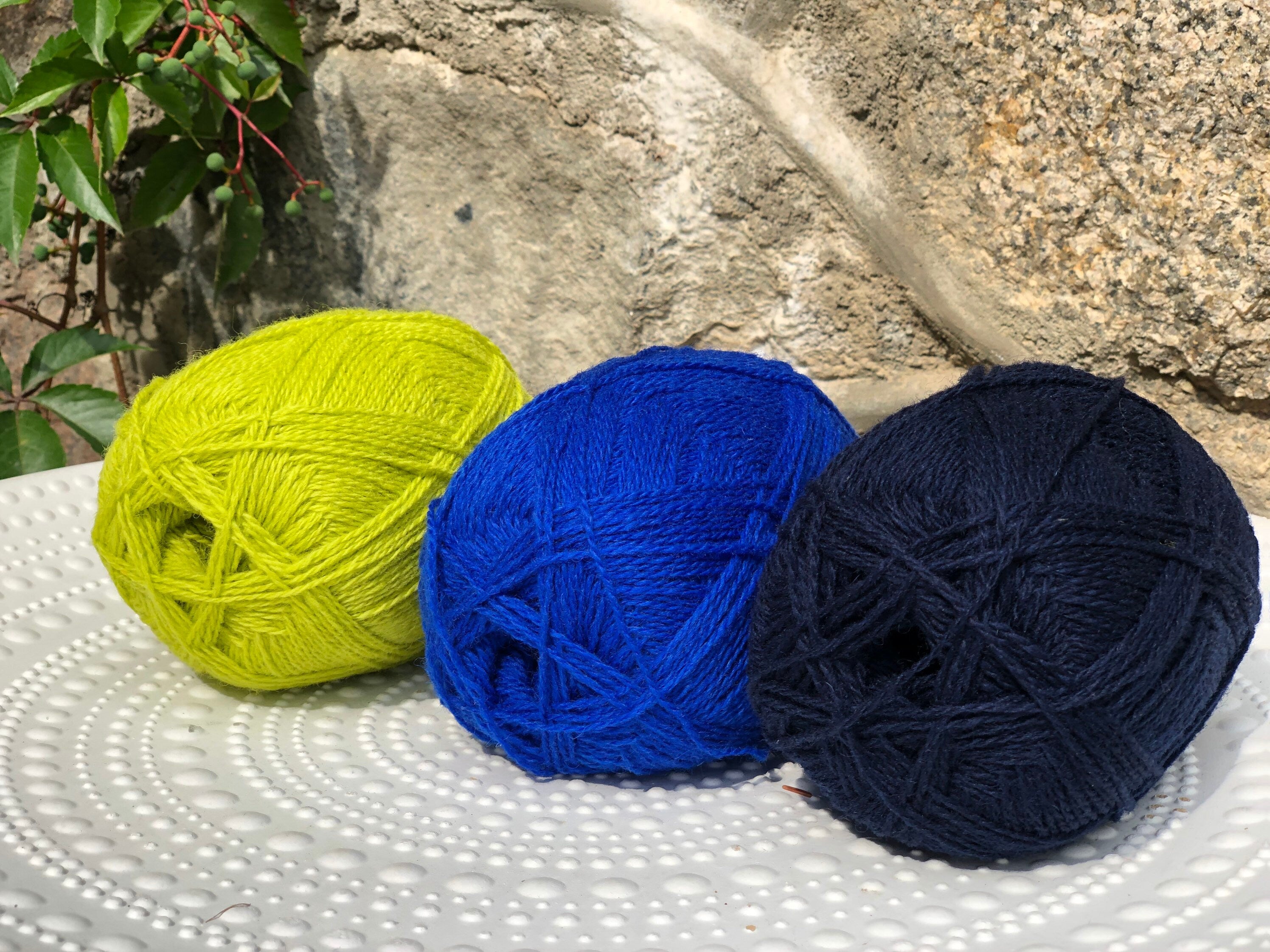 Royal blue New Zealand wool yarn | royal-blue-new-zealand-wool-yarn