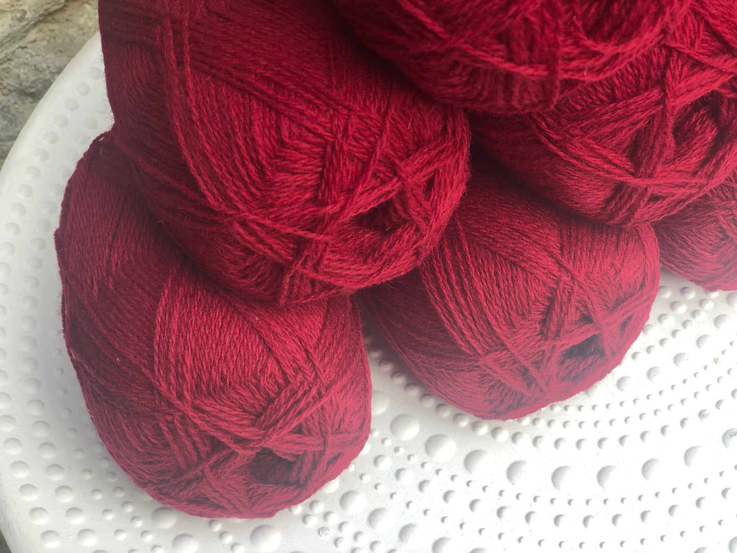 Red wine color wool yarn | red-wine-color-wool-yarn