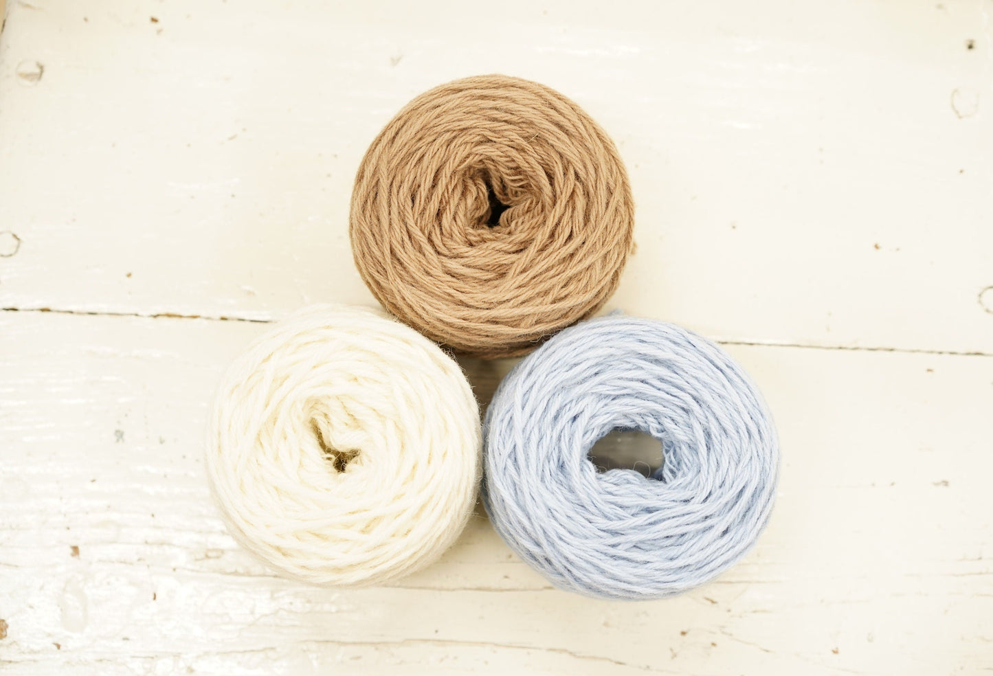 White, blue, brown color aran wool | white-blue-brown-color-aran-wool