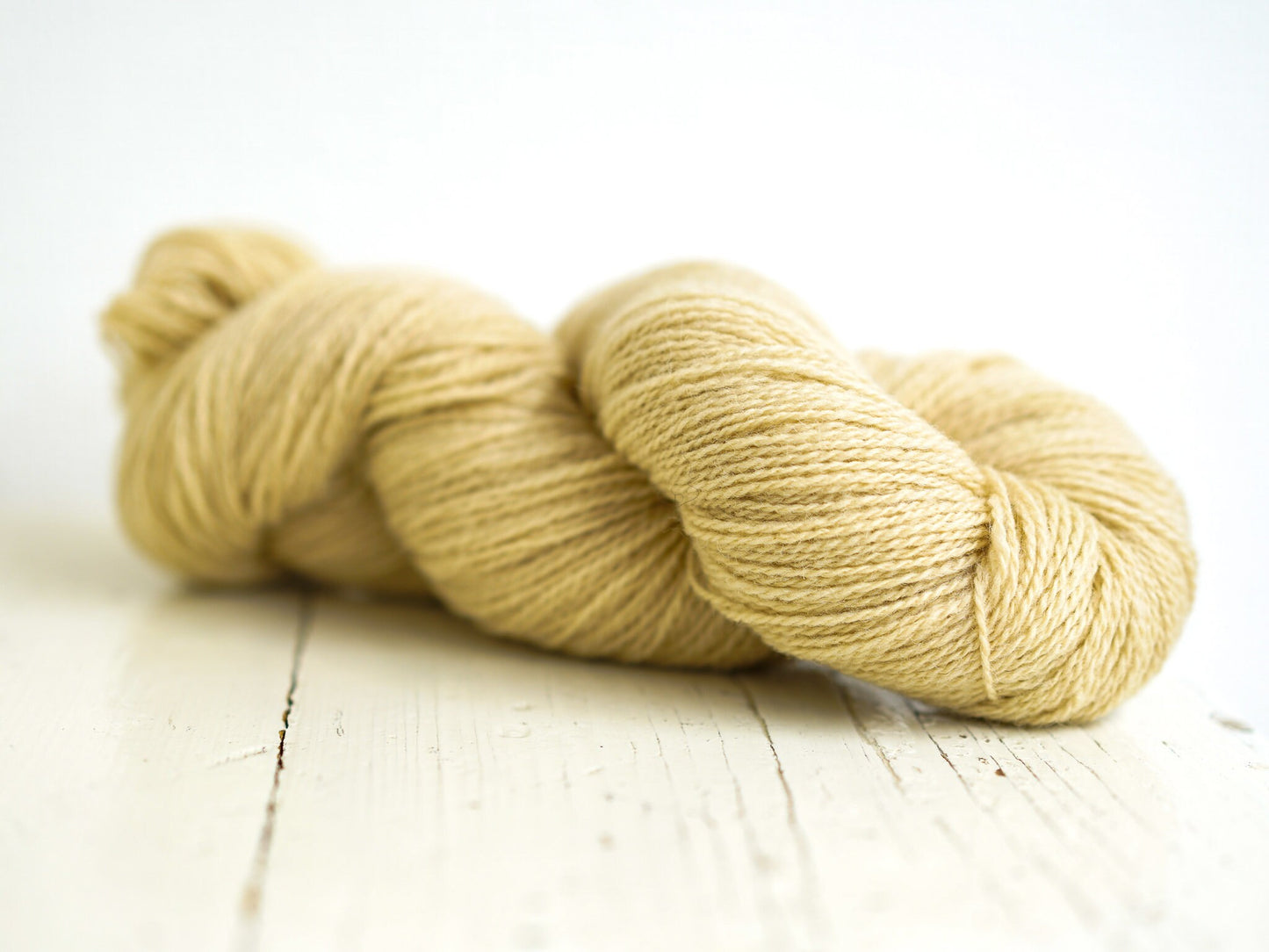White, beige, taupe shades of wool yarn | white-beige-taupe-shades-of-wool-yarn