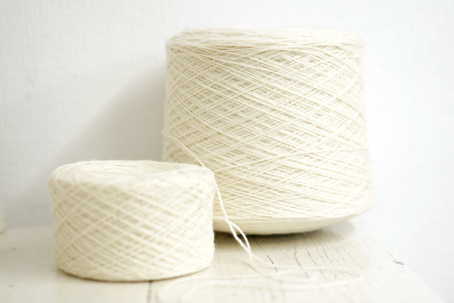New Zealand White undyed wool yarn in cone | new-zealand-white-undyed-wool-yarn-in-cone
