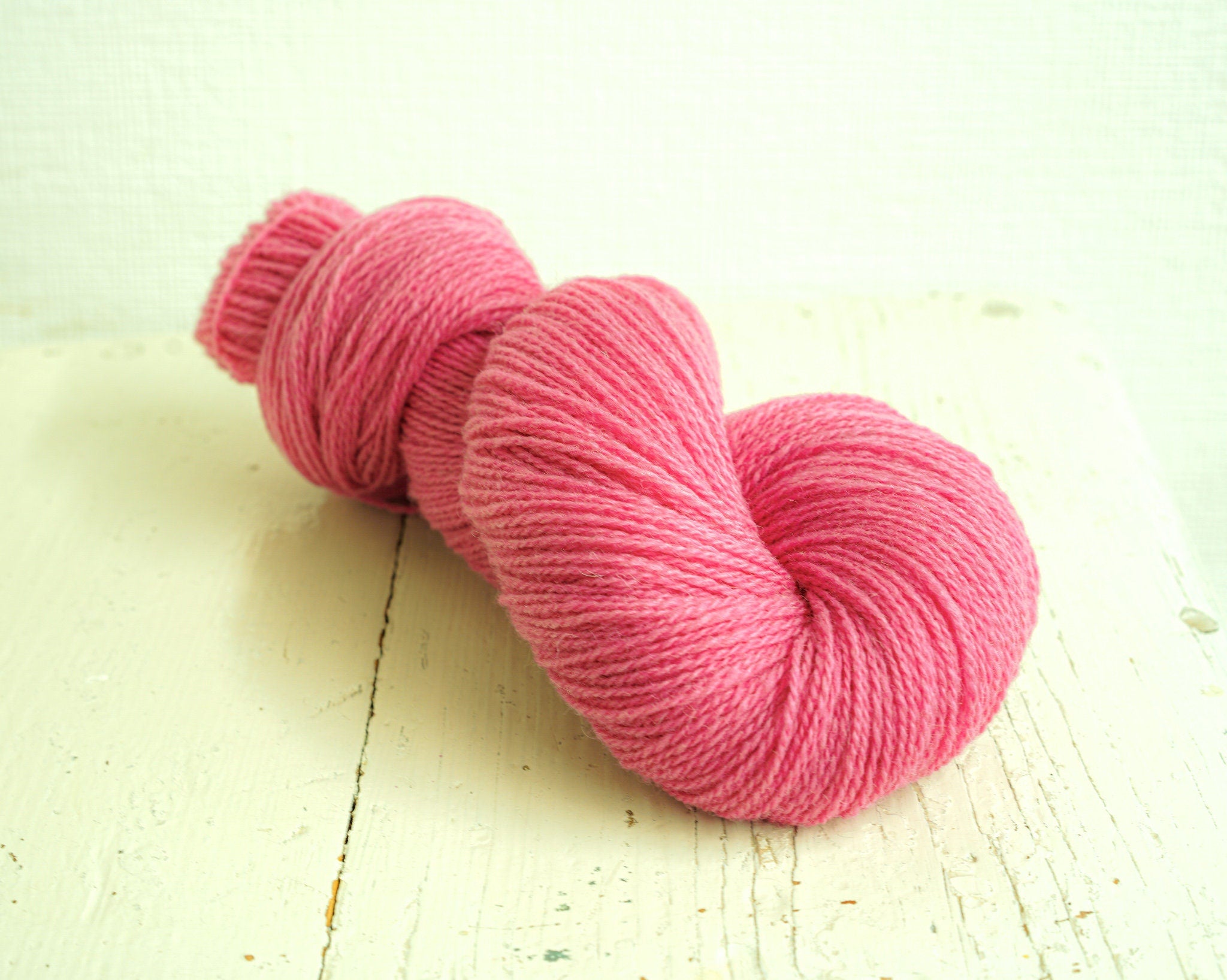 Rose color New Zealand fingering wool - 100g./3,50 oz. - Hand knitting yarn for weaving, crochet plaids, square crochet wool - C 500 | rose-color-new-zealand-fingering-wool-100g-3-50-oz-hand-knitting-yarn-for-weaving-crochet-plaids-square-crochet-wool-c-500