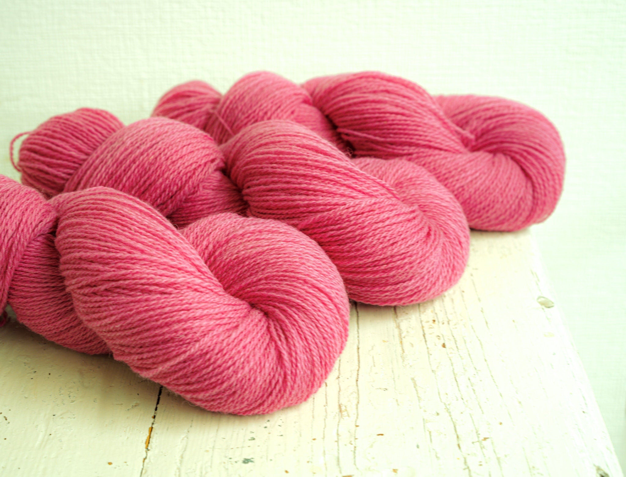 Rose color New Zealand fingering wool - 100g./3,50 oz. - Hand knitting yarn for weaving, crochet plaids, square crochet wool - C 500 | rose-color-new-zealand-fingering-wool-100g-3-50-oz-hand-knitting-yarn-for-weaving-crochet-plaids-square-crochet-wool-c-500