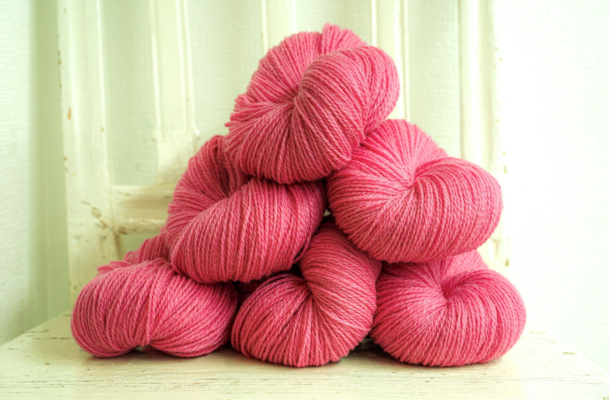 Rose color New Zealand fingering wool - 100g./3,50 oz. - Hand knitting yarn for weaving, crochet plaids, square crochet wool - C 500 | rose-color-new-zealand-fingering-wool-100g-3-50-oz-hand-knitting-yarn-for-weaving-crochet-plaids-square-crochet-wool-c-500